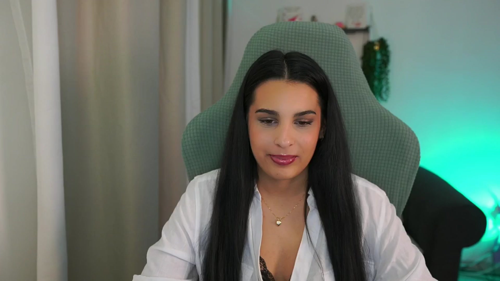 Gallery image thumbnail from Mila_denver's myfreecams stream on, 03/09/2025, 16:50 image 2 of 20