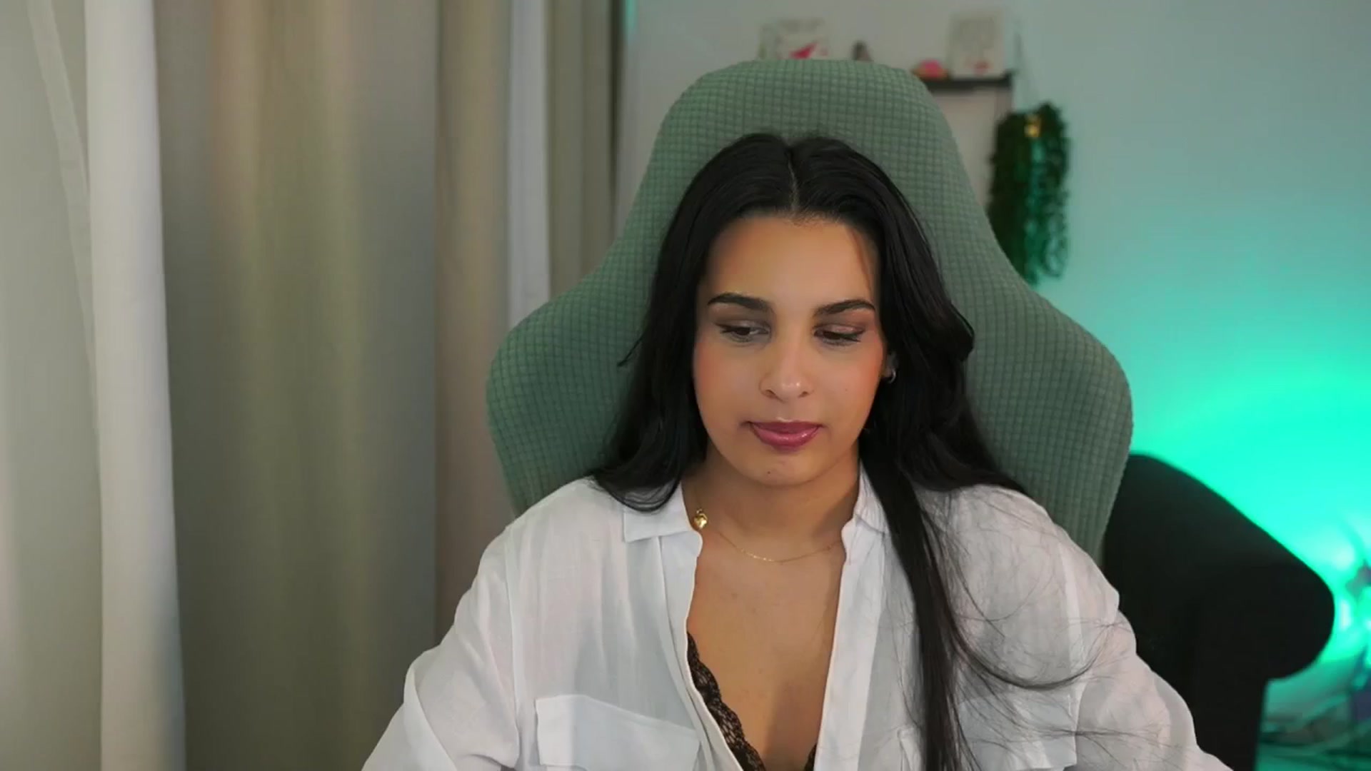 Gallery image thumbnail from Mila_denver's myfreecams stream on, 03/09/2025, 16:50 image 18 of 20