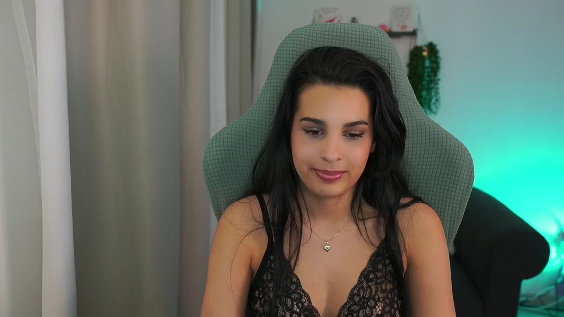 Gallery image thumbnail from Mila_denver's myfreecams stream on, 03/09/2025, 18:59 image 15 of 20