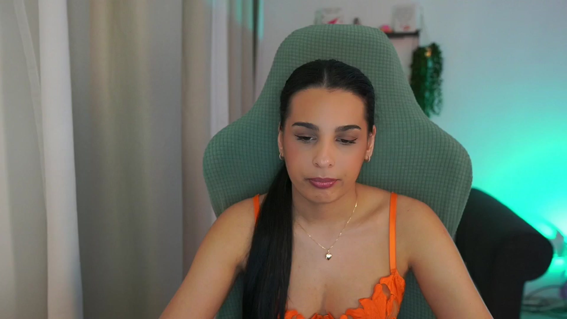 Gallery image thumbnail from Mila_denver's myfreecams stream on, 03/11/2025, 13:29 image 4 of 20