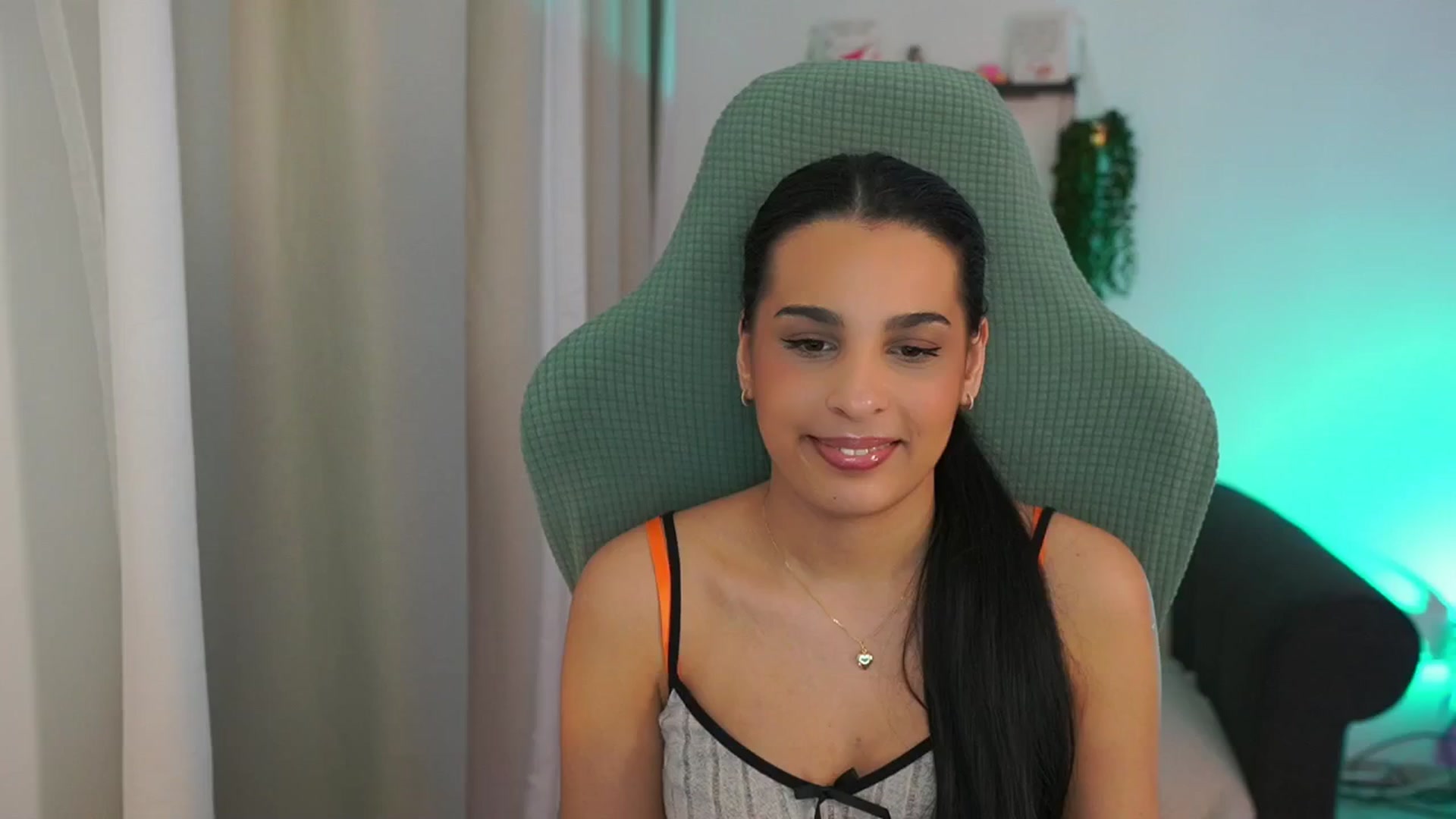 Gallery image thumbnail from Mila_denver's myfreecams stream on, 03/11/2025, 13:29 image 19 of 20