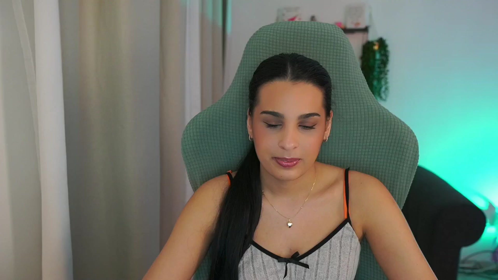 Gallery image thumbnail from Mila_denver's myfreecams stream on, 03/11/2025, 13:29 image 6 of 20