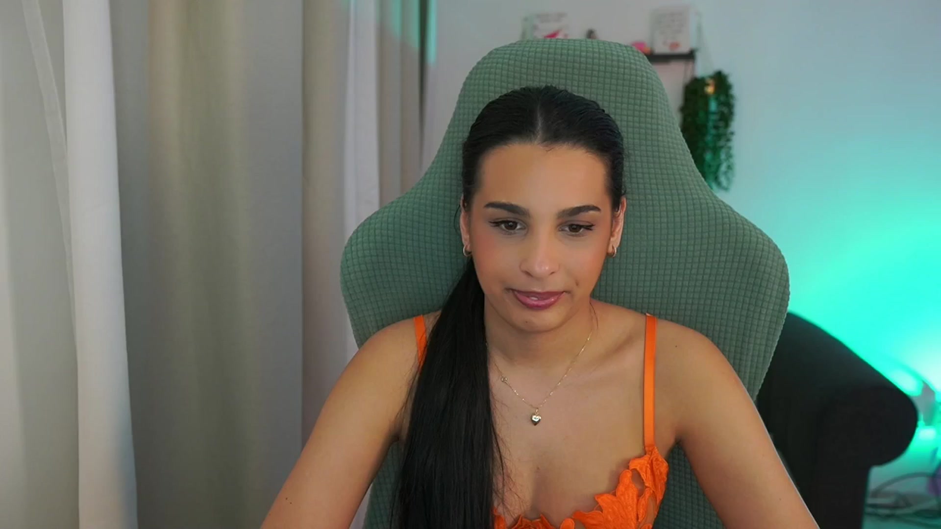 Gallery image thumbnail from Mila_denver's myfreecams stream on, 03/11/2025, 14:05 image 16 of 20