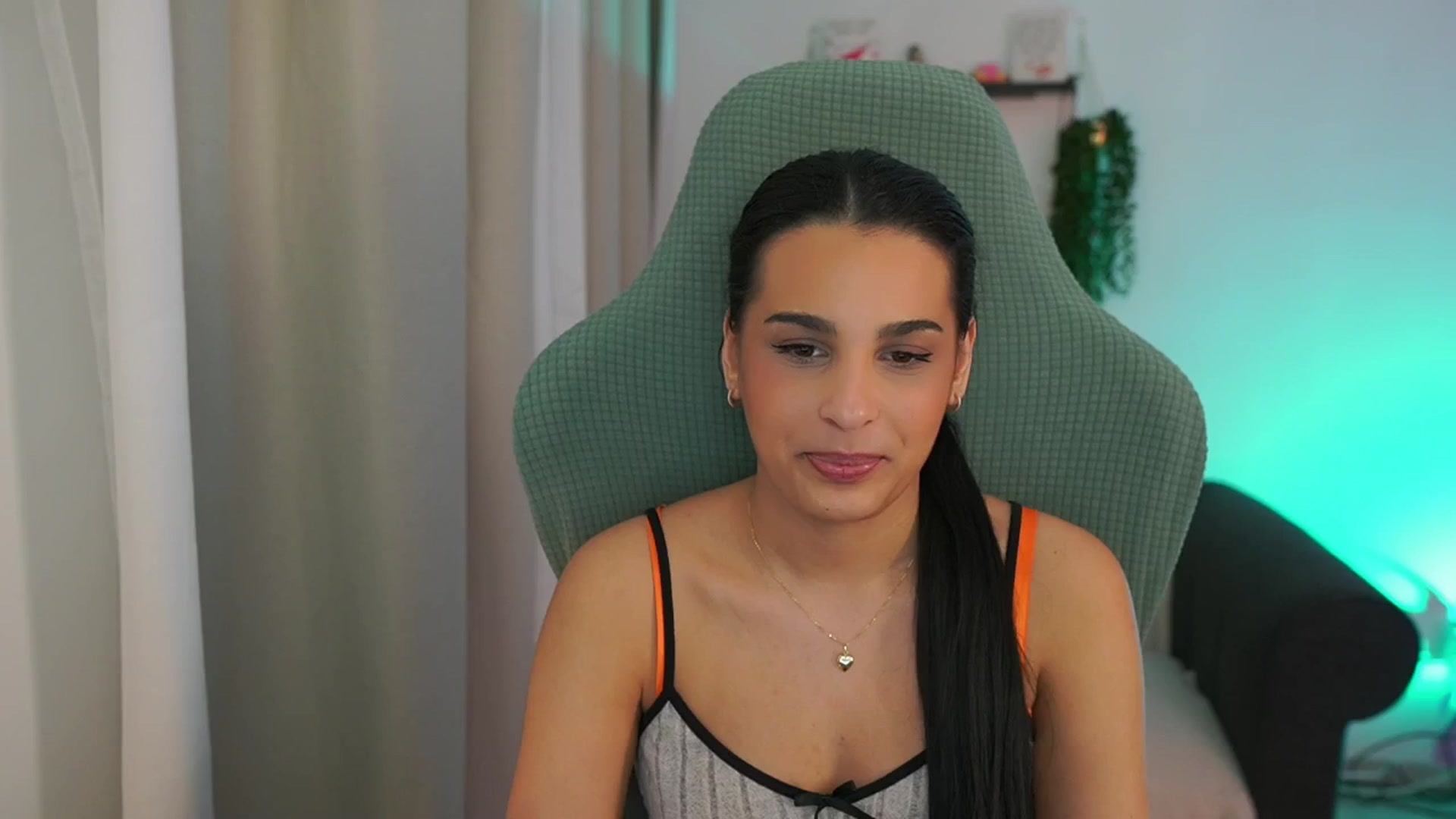 Gallery image thumbnail from Mila_denver's myfreecams stream on, 03/11/2025, 15:30 image 3 of 20