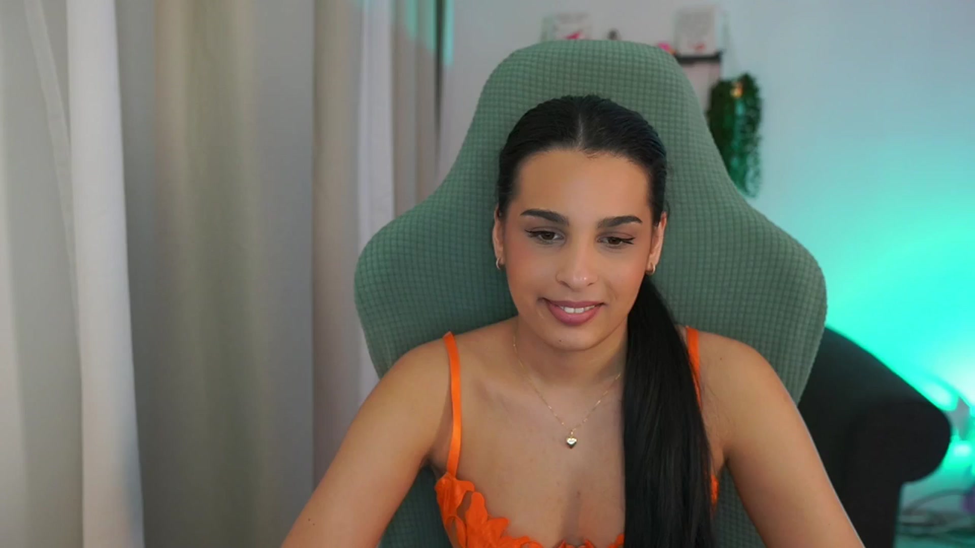 Gallery image thumbnail from Mila_denver's myfreecams stream on, 03/11/2025, 15:30 image 12 of 20