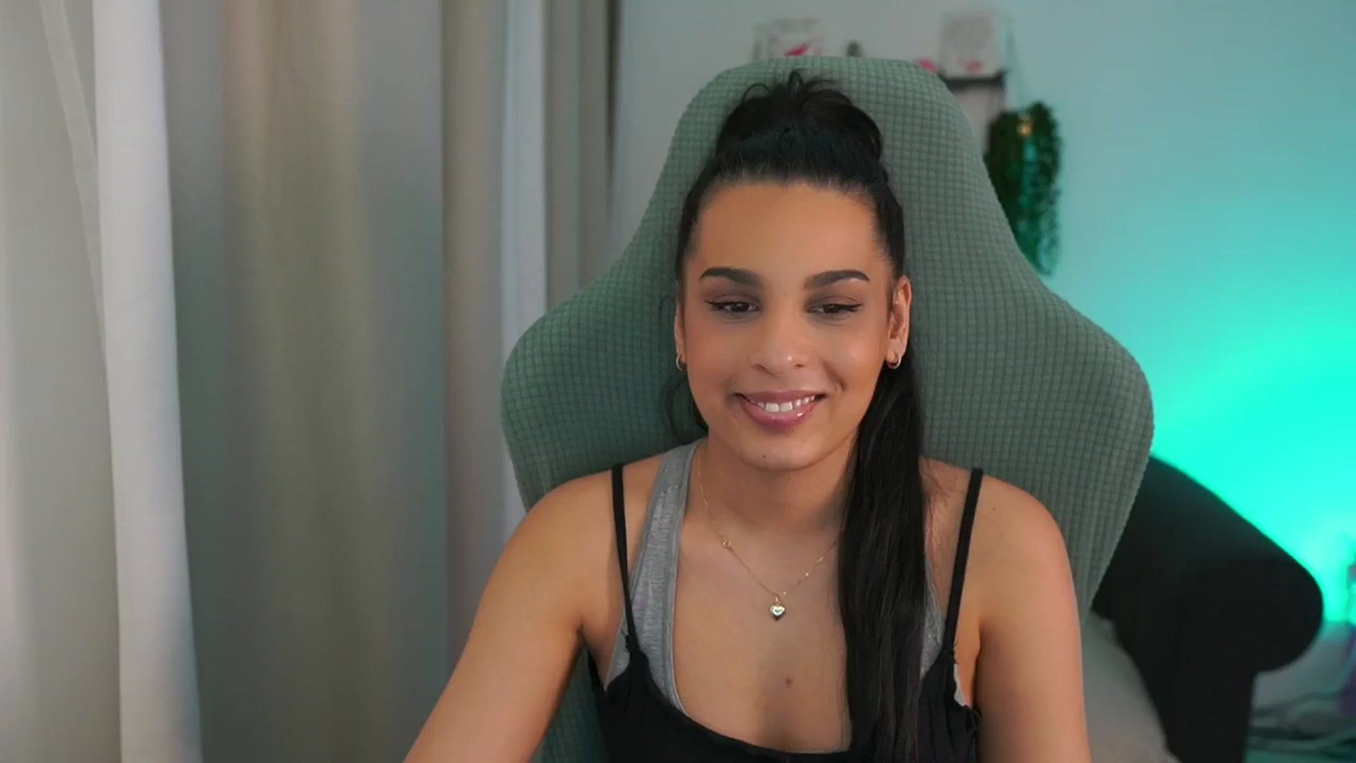 Gallery image thumbnail from Mila_denver's myfreecams stream on, 03/14/2025, 12:26 image 19 of 20
