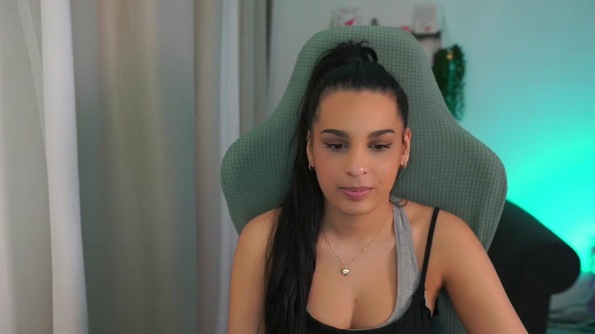 Gallery image thumbnail from Mila_denver's myfreecams stream on, 03/14/2025, 12:26 image 20 of 20