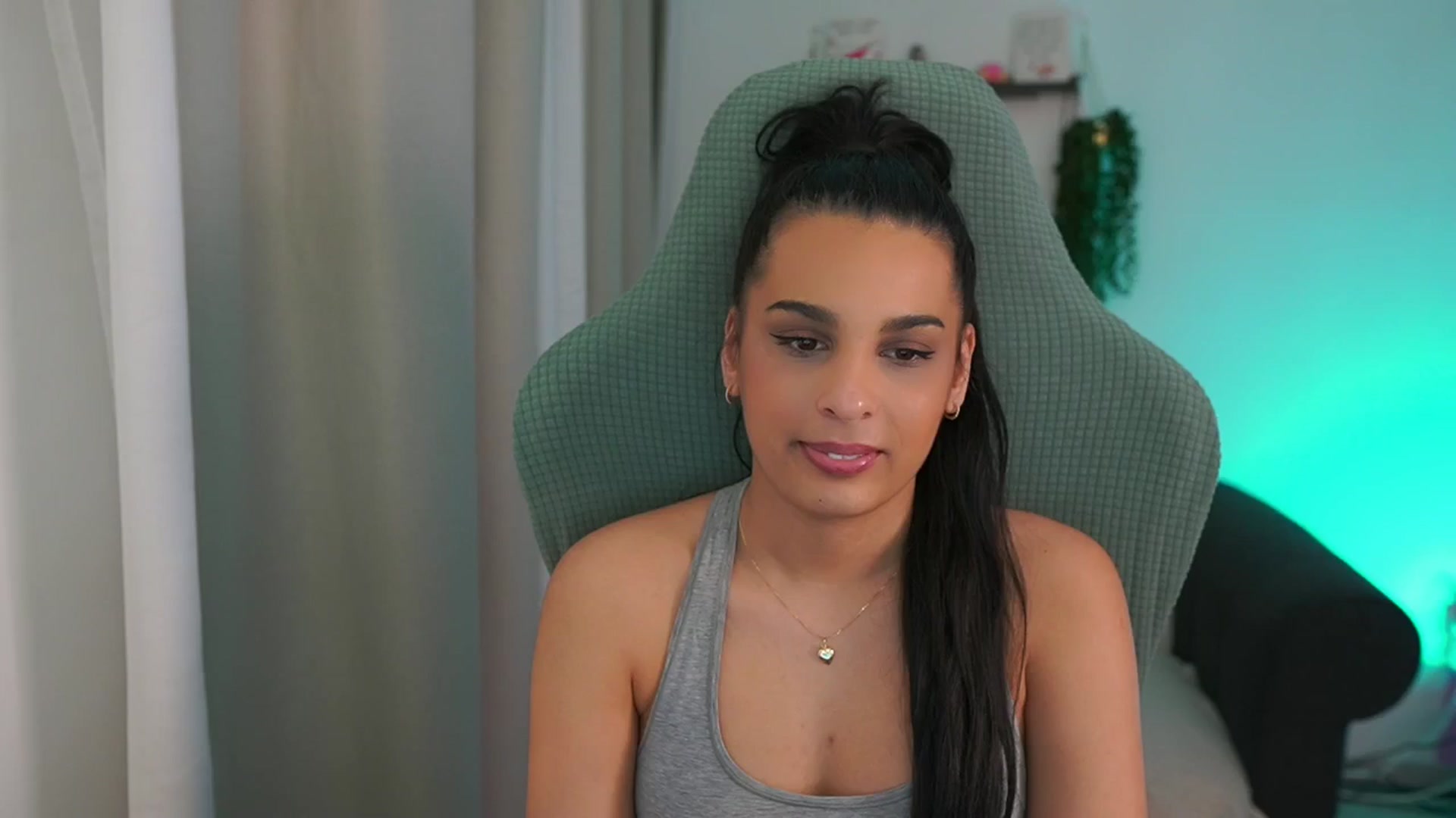 Gallery image thumbnail from Mila_denver's myfreecams stream on, 03/14/2025, 13:45 image 17 of 20