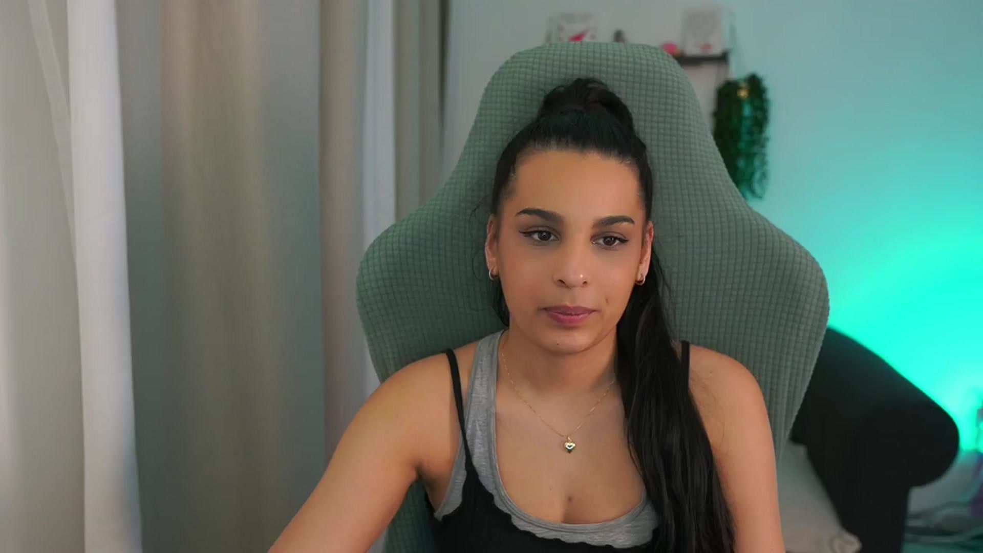 Gallery image thumbnail from Mila_denver's myfreecams stream on, 03/14/2025, 16:27 image 7 of 20