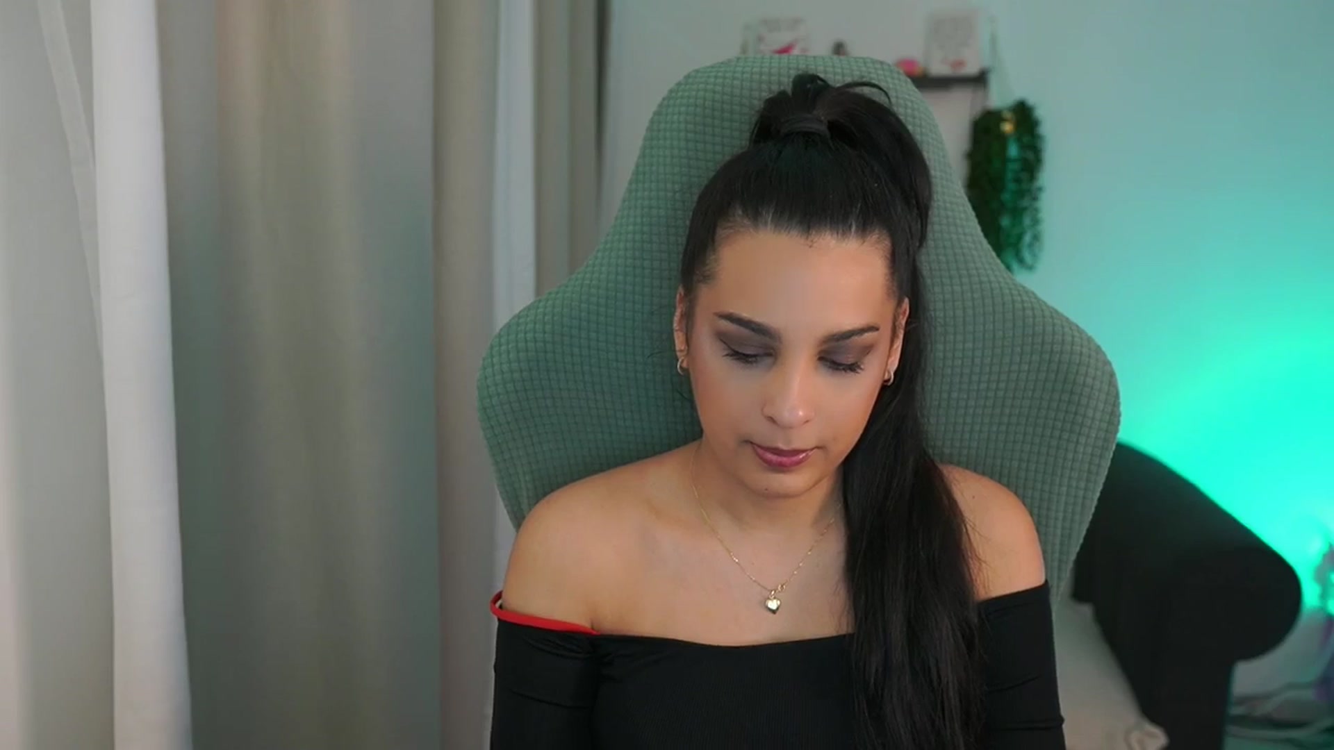 Gallery image thumbnail from Mila_denver's myfreecams stream on, 03/16/2025, 14:25 image 3 of 20