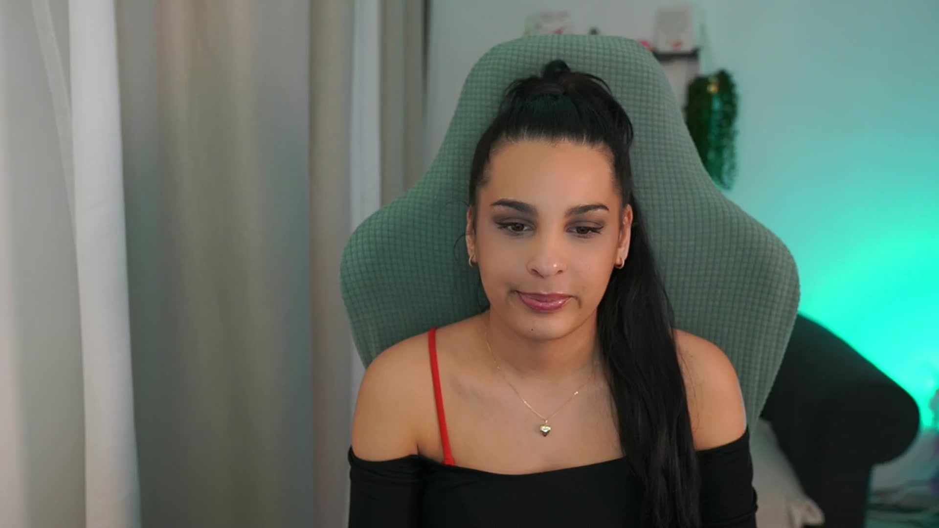 Gallery image thumbnail from Mila_denver's myfreecams stream on, 03/16/2025, 19:04 image 1 of 20