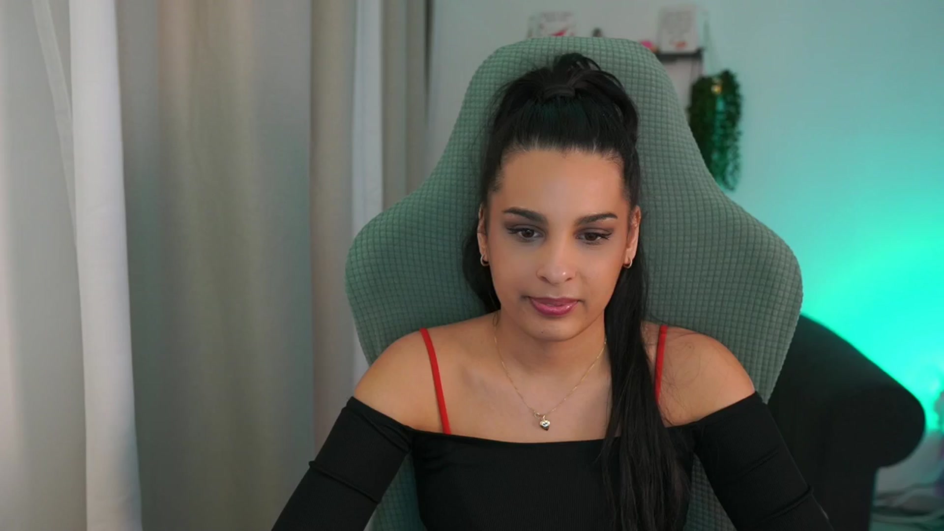Gallery image thumbnail from Mila_denver's myfreecams stream on, 03/16/2025, 19:04 image 9 of 20