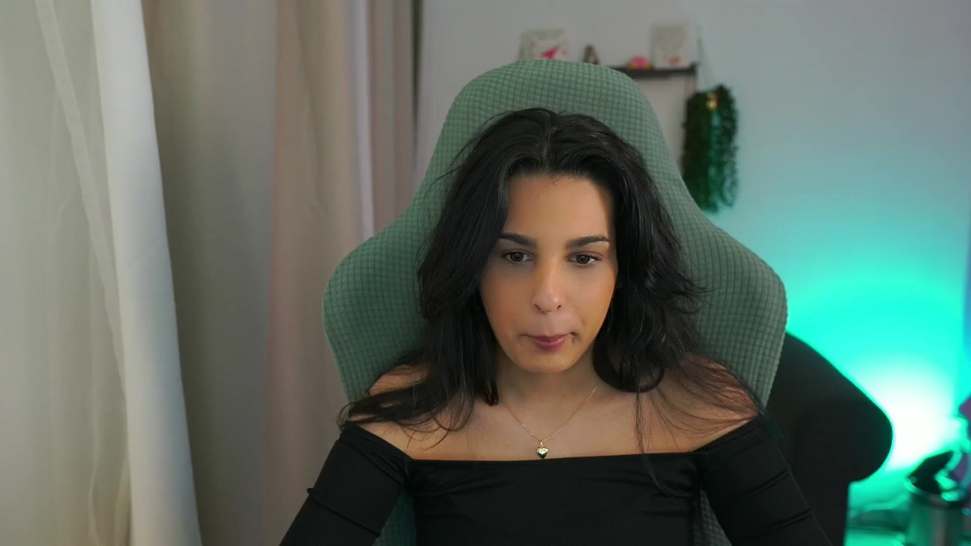 Gallery image thumbnail from Mila_denver's myfreecams stream on, 03/18/2025, 10:19 image 17 of 20
