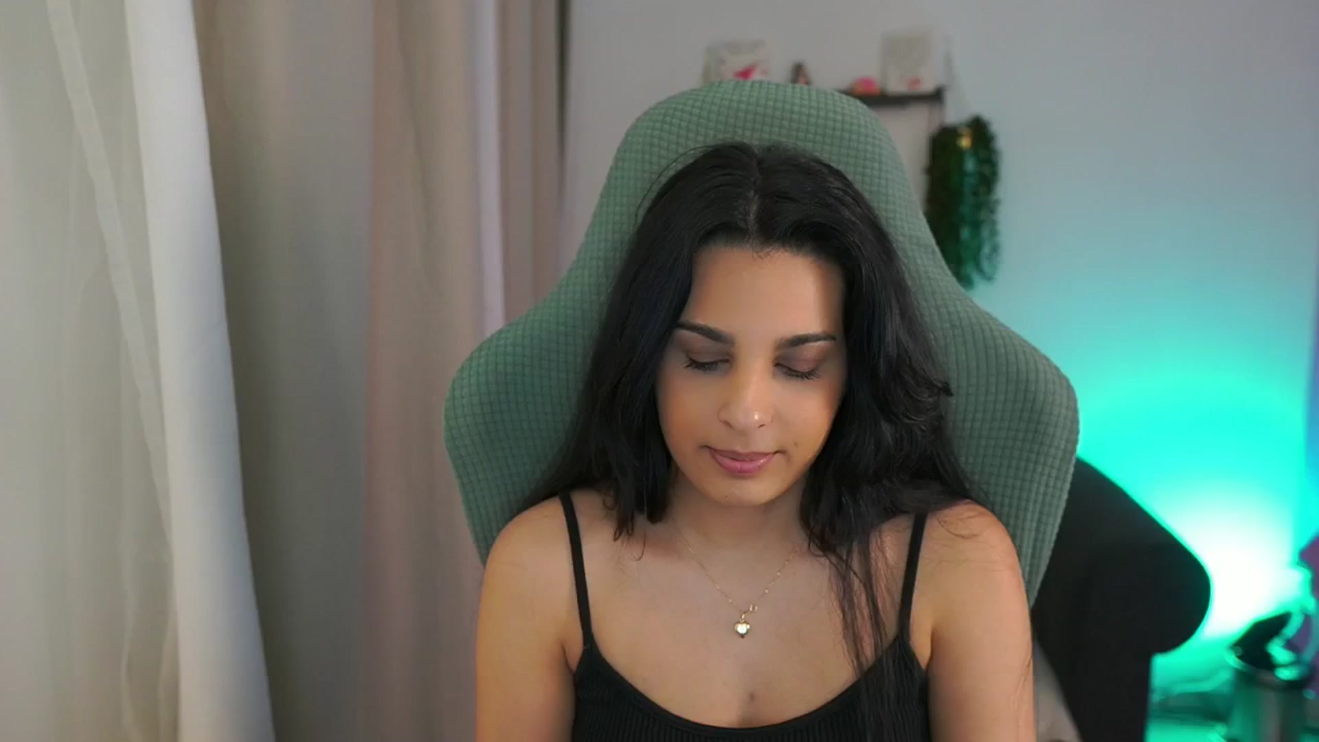 Gallery image thumbnail from Mila_denver's myfreecams stream on, 03/18/2025, 11:35 image 20 of 20