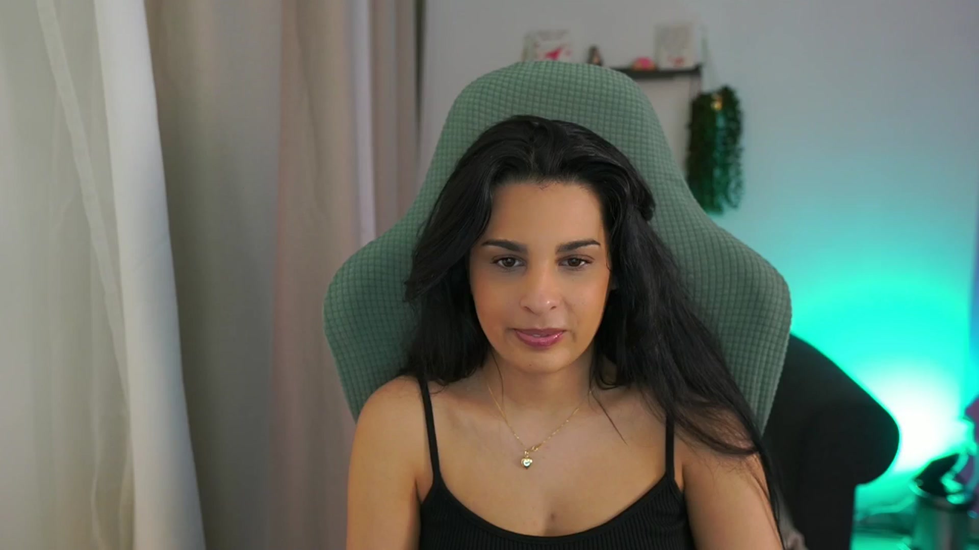 Gallery image thumbnail from Mila_denver's myfreecams stream on, 03/18/2025, 11:35 image 7 of 20