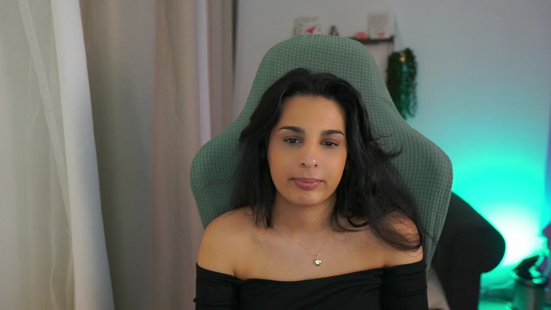 Gallery image thumbnail from Mila_denver's myfreecams stream on, 03/18/2025, 14:07 image 19 of 20