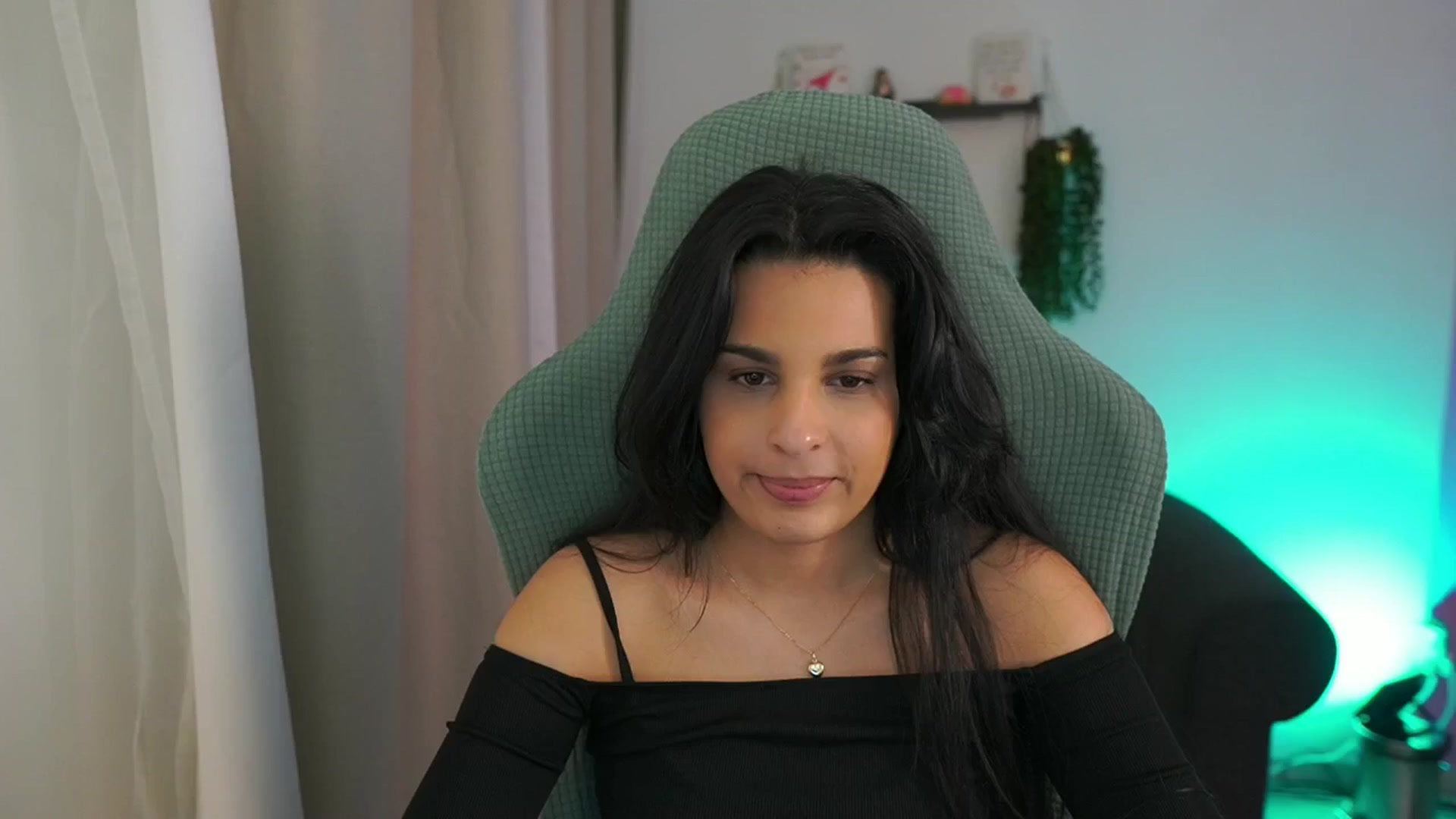Gallery image thumbnail from Mila_denver's myfreecams stream on, 03/18/2025, 14:07 image 11 of 20
