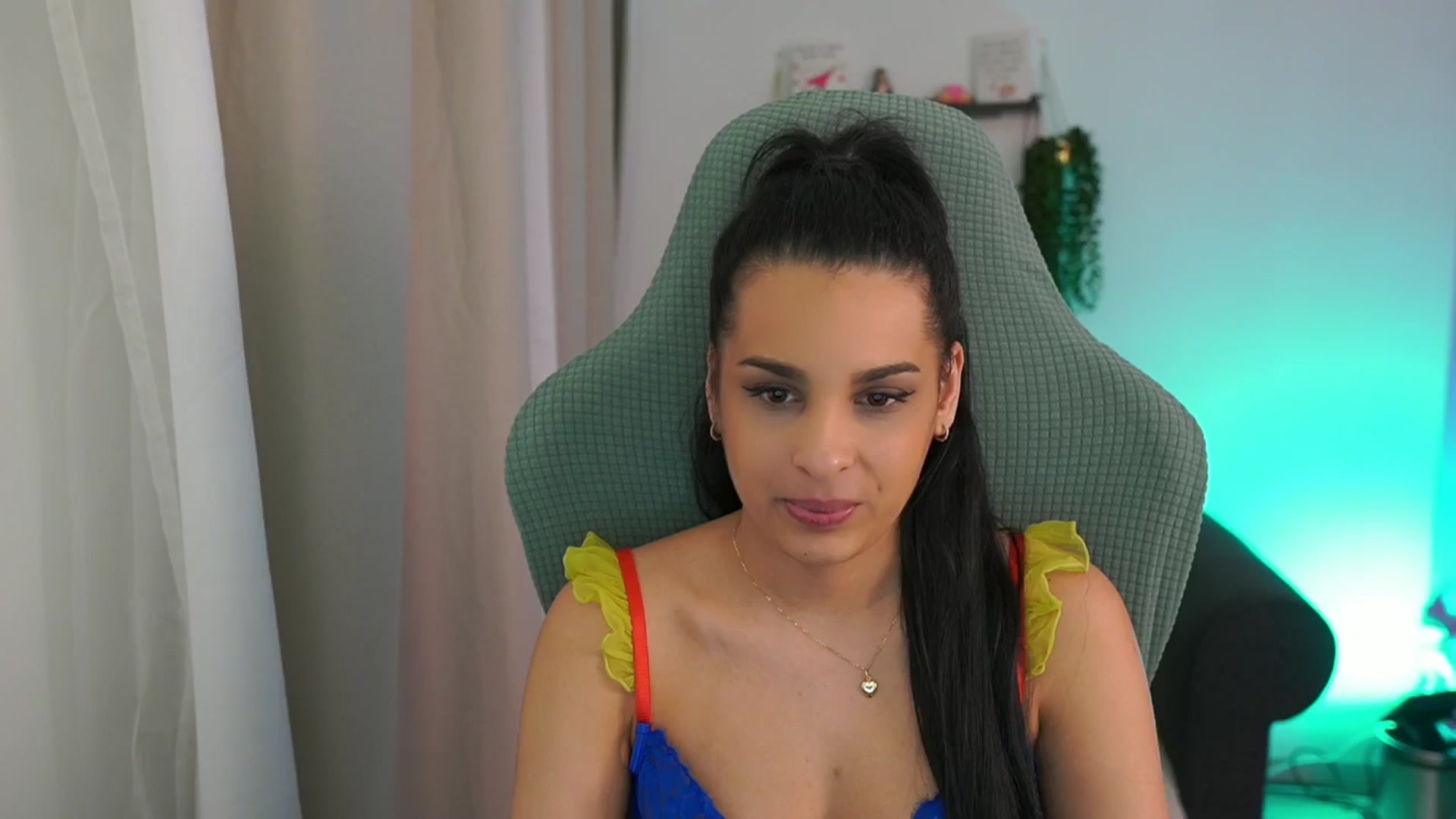Gallery image thumbnail from Mila_denver's myfreecams stream on, 03/20/2025, 11:40 image 18 of 20