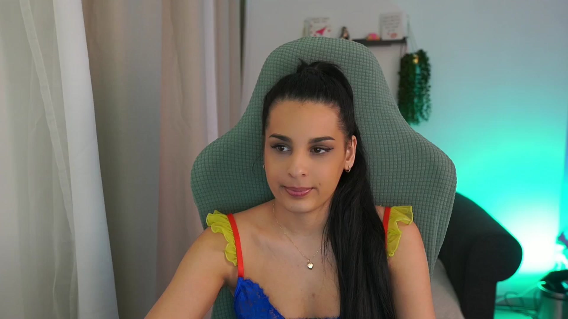 Gallery image thumbnail from Mila_denver's myfreecams stream on, 03/20/2025, 13:17 image 7 of 20