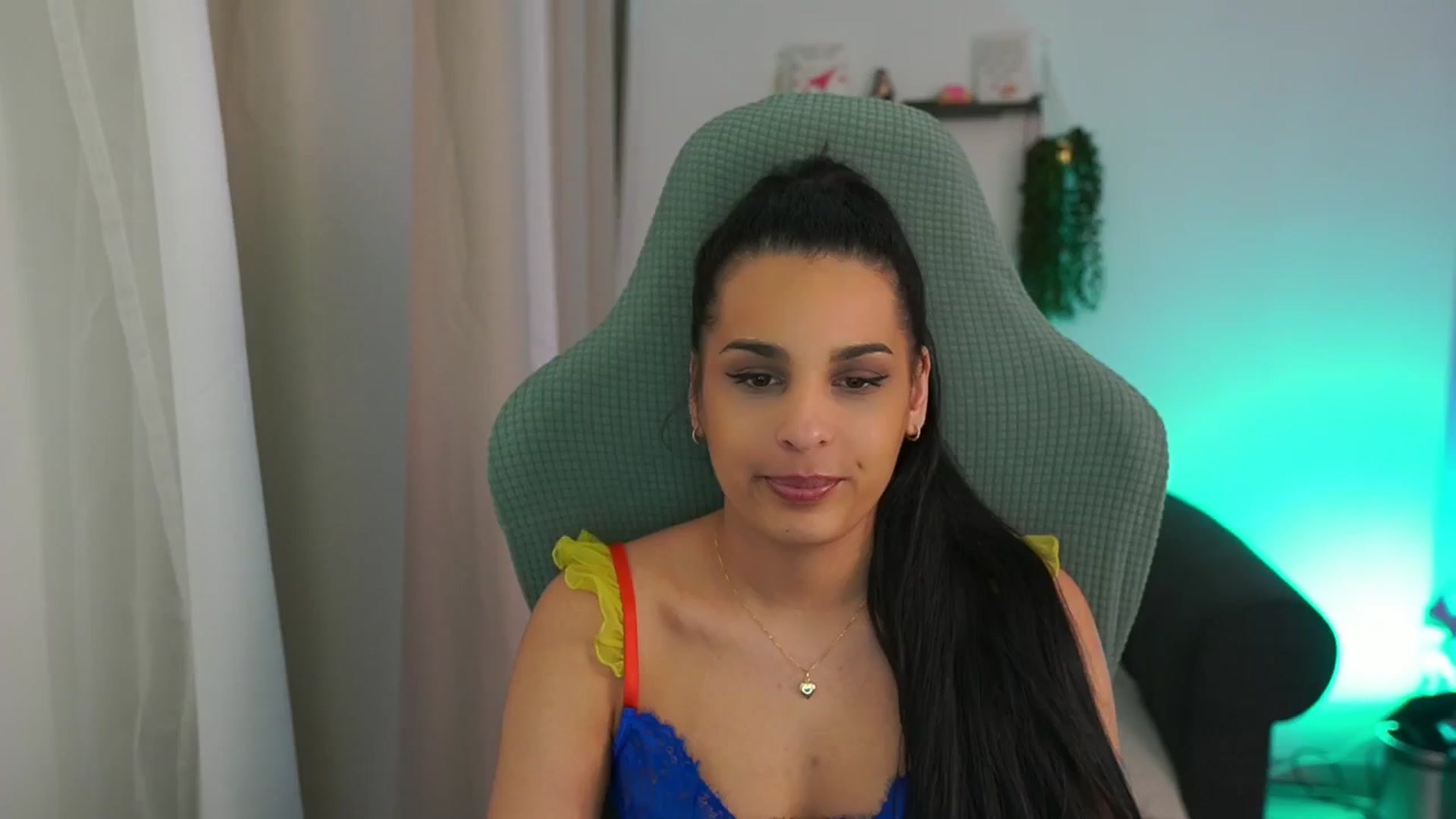Gallery image thumbnail from Mila_denver's myfreecams stream on, 03/20/2025, 13:17 image 4 of 20