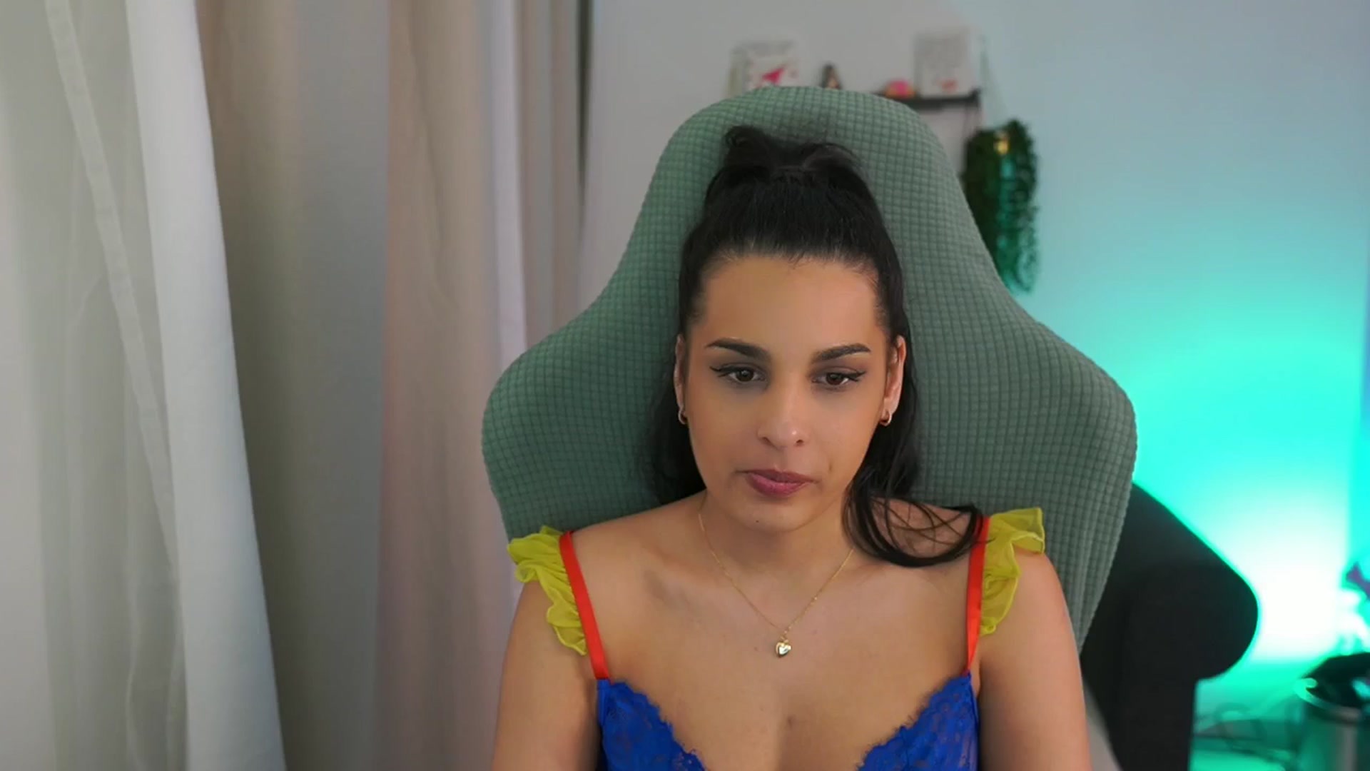 Gallery image thumbnail from Mila_denver's myfreecams stream on, 03/20/2025, 13:17 image 9 of 20