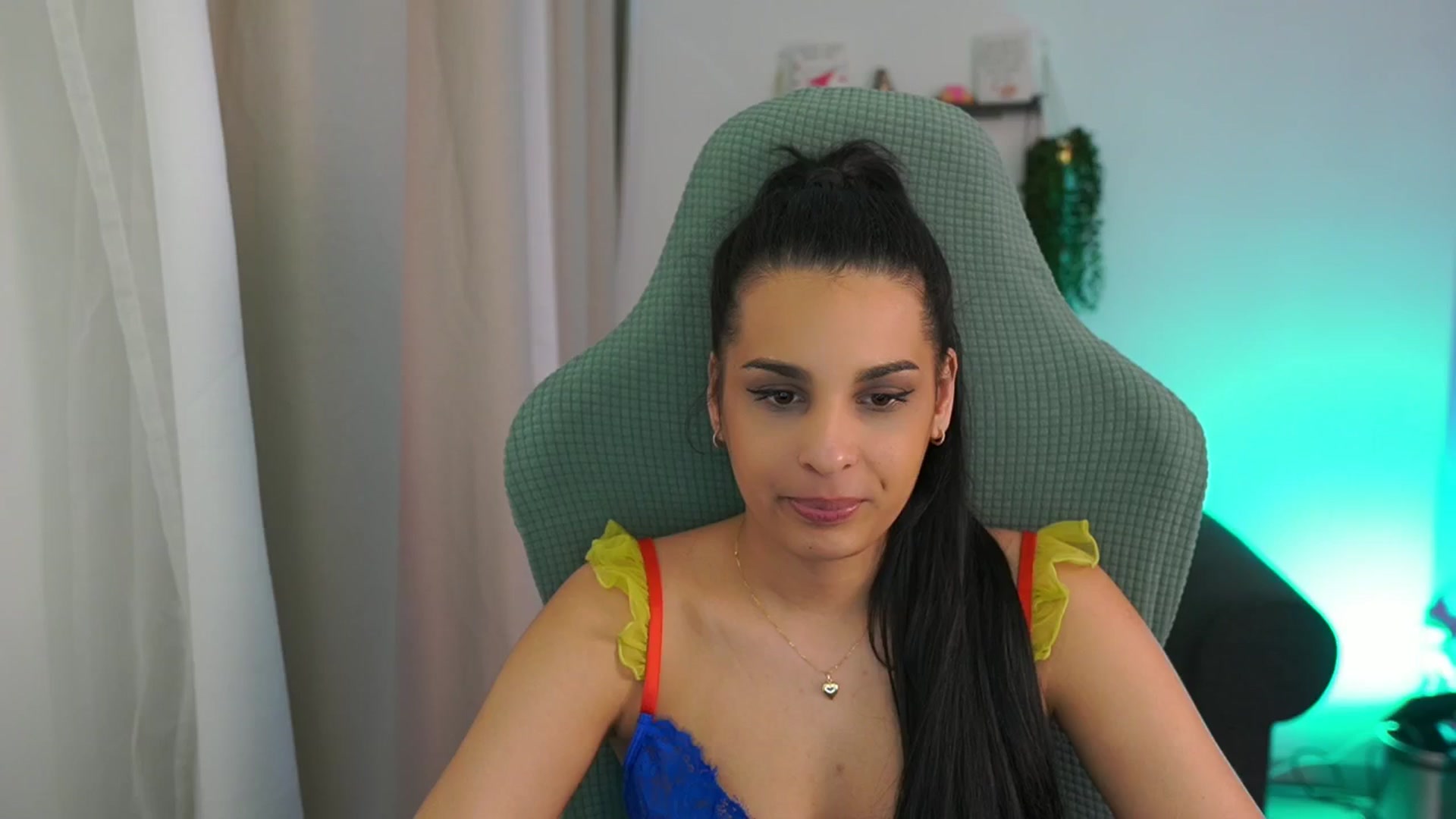 Gallery image thumbnail from Mila_denver's myfreecams stream on, 03/20/2025, 14:12 image 17 of 20