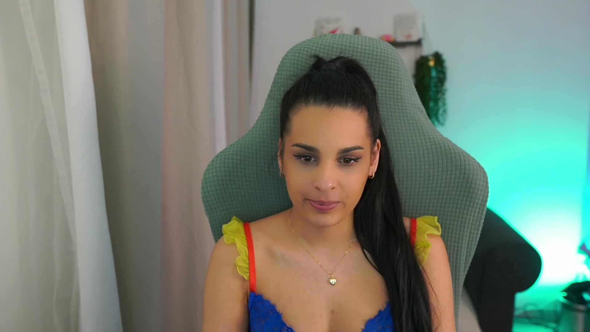 Gallery image thumbnail from Mila_denver's myfreecams stream on, 03/20/2025, 14:12 image 13 of 20