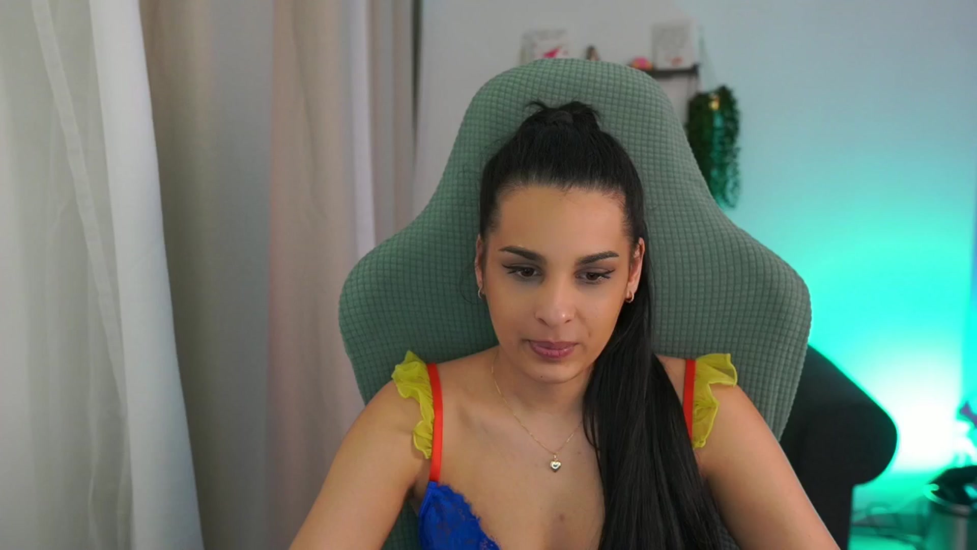 Gallery image thumbnail from Mila_denver's myfreecams stream on, 03/20/2025, 14:12 image 16 of 20