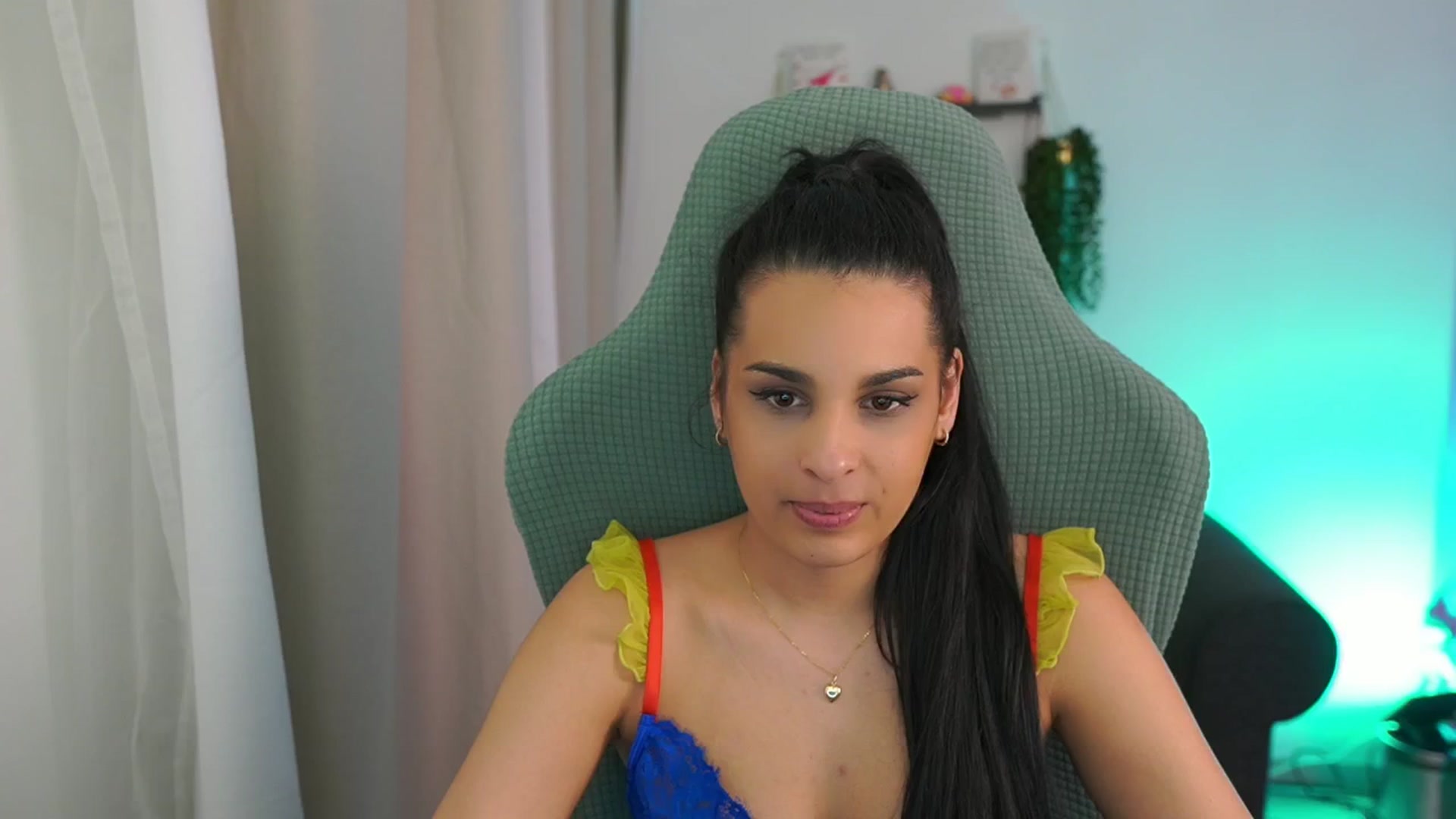 Gallery image thumbnail from Mila_denver's myfreecams stream on, 03/20/2025, 14:12 image 15 of 20