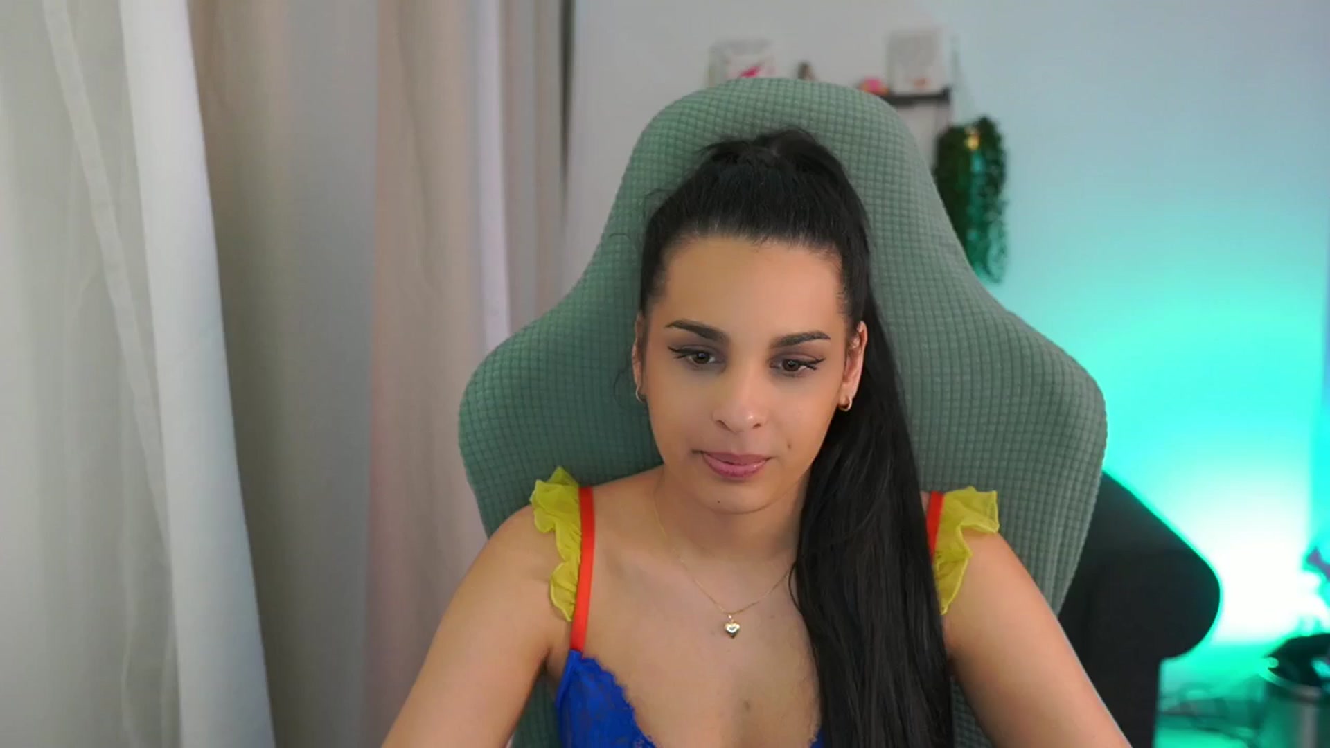 Gallery image thumbnail from Mila_denver's myfreecams stream on, 03/20/2025, 14:12 image 2 of 20
