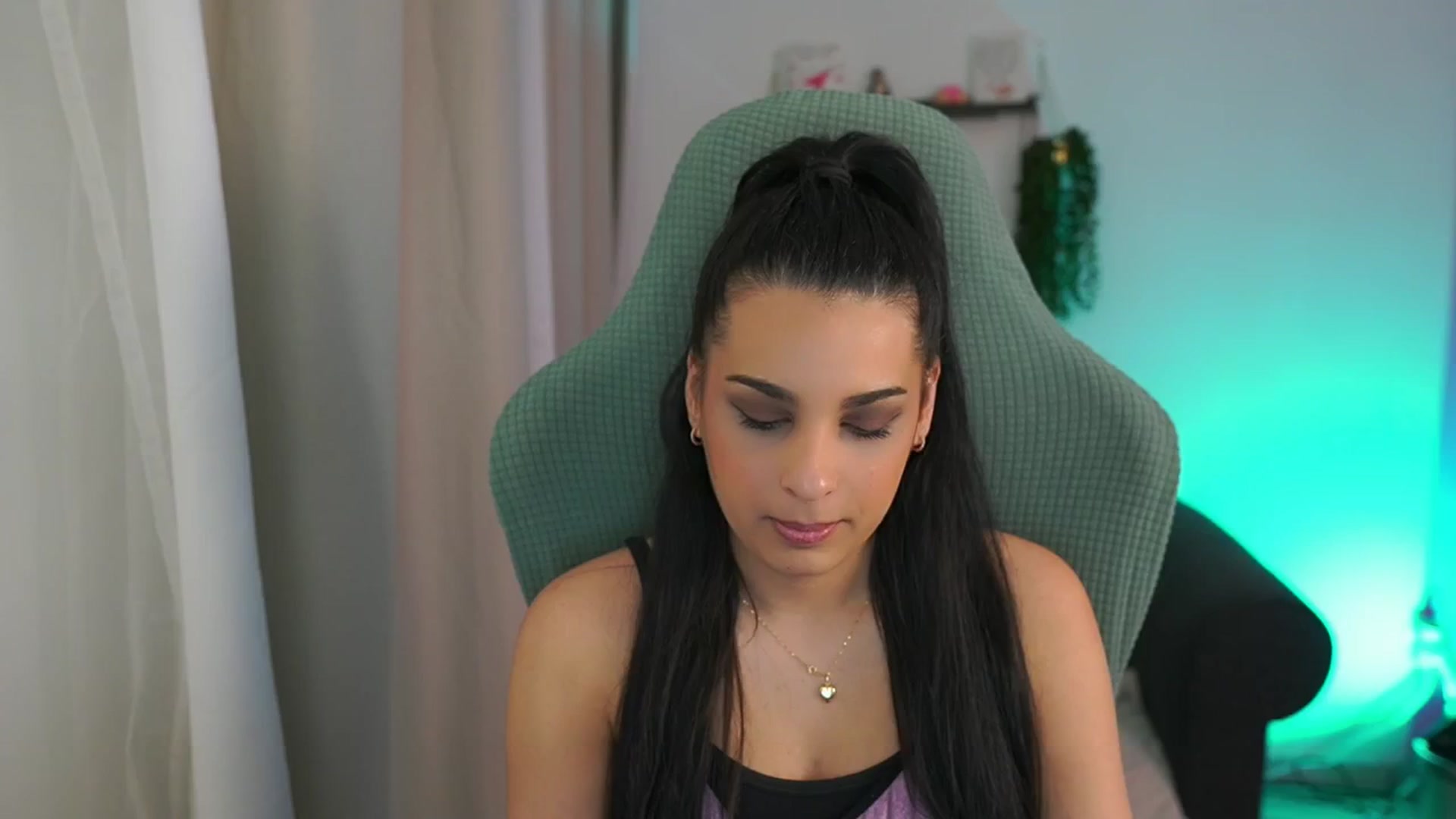 Gallery image thumbnail from Mila_denver's myfreecams stream on, 03/21/2025, 12:06 image 6 of 20