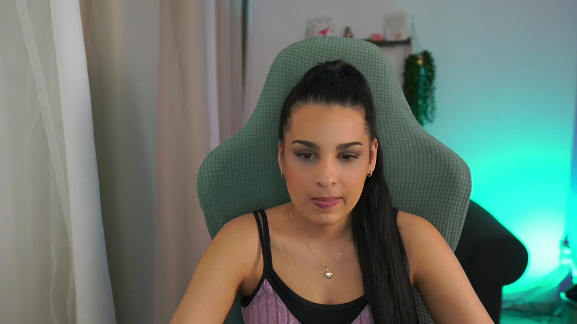 Gallery image thumbnail from Mila_denver's myfreecams stream on, 03/21/2025, 12:06 image 10 of 20