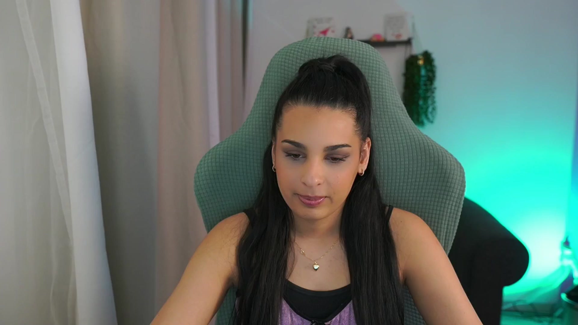 Gallery image thumbnail from Mila_denver's myfreecams stream on, 03/21/2025, 12:06 image 11 of 20