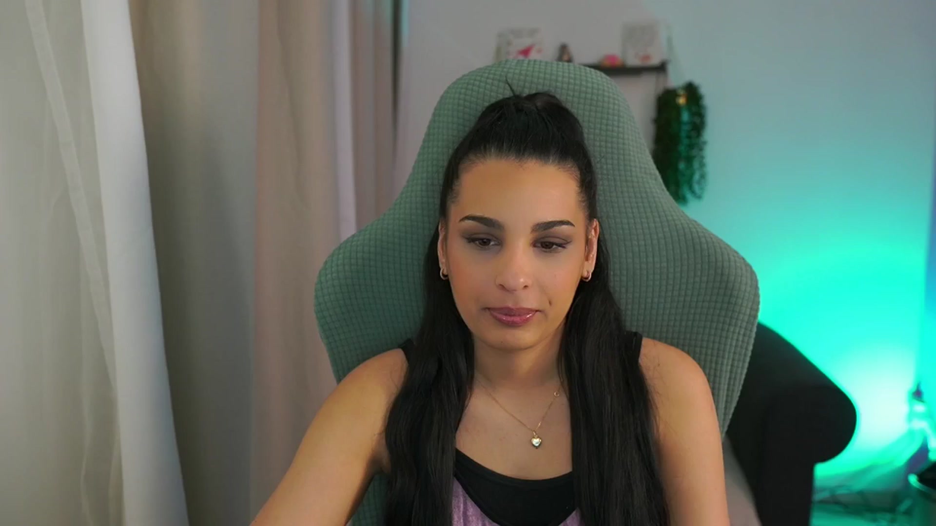 Gallery image thumbnail from Mila_denver's myfreecams stream on, 03/21/2025, 12:06 image 4 of 20