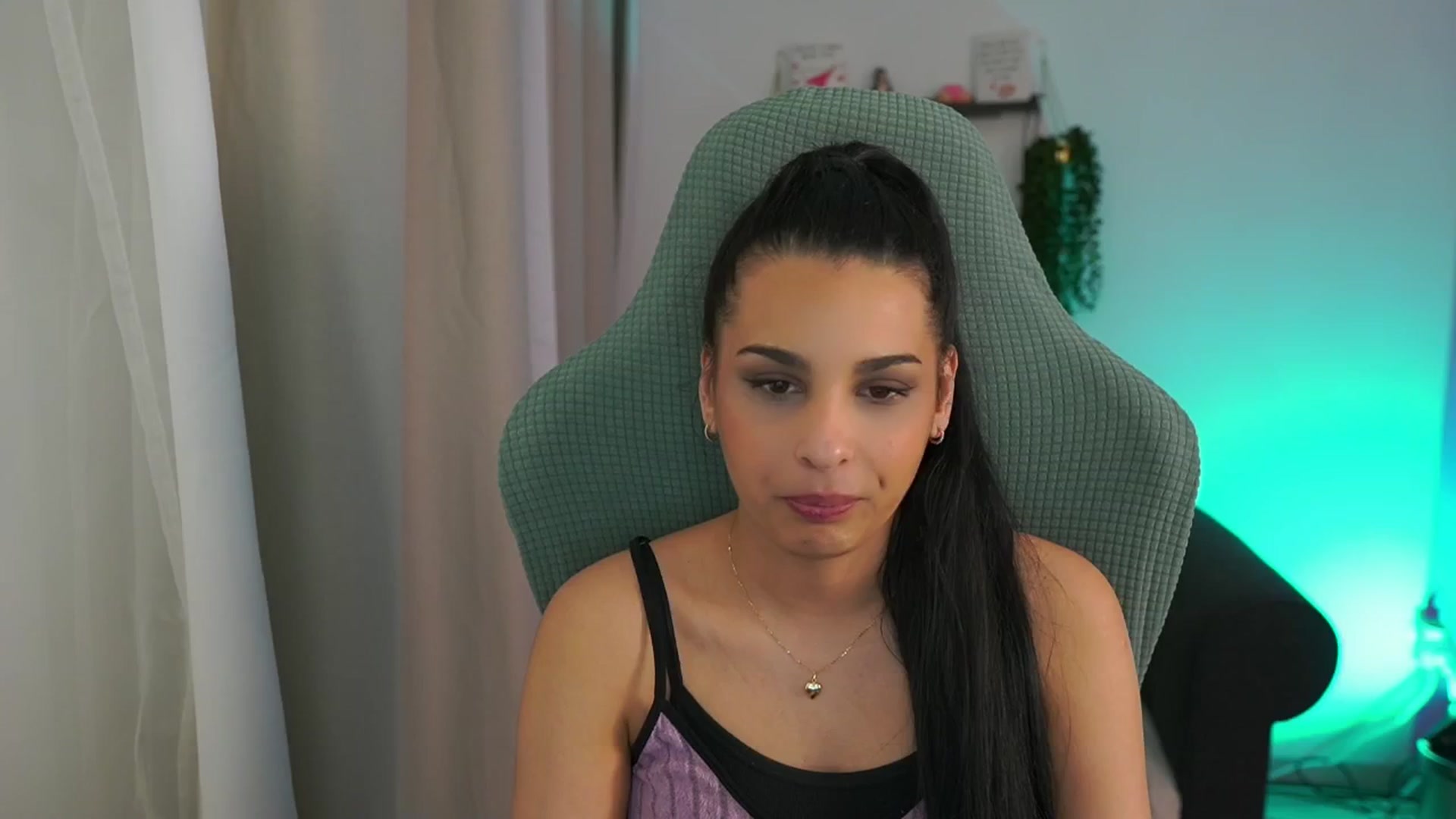 Gallery image thumbnail from Mila_denver's myfreecams stream on, 03/21/2025, 14:06 image 8 of 20