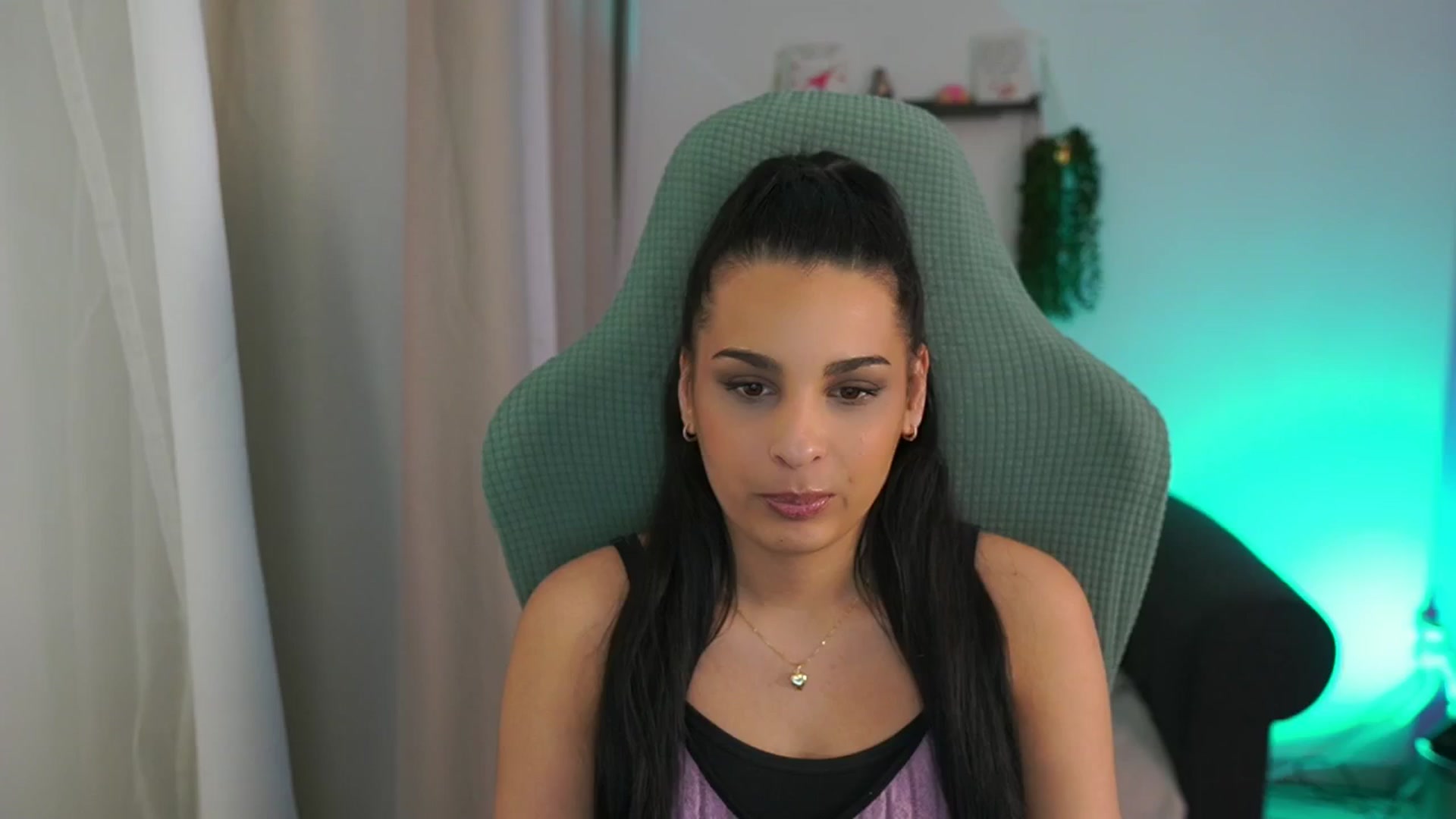 Gallery image thumbnail from Mila_denver's myfreecams stream on, 03/21/2025, 14:06 image 1 of 20