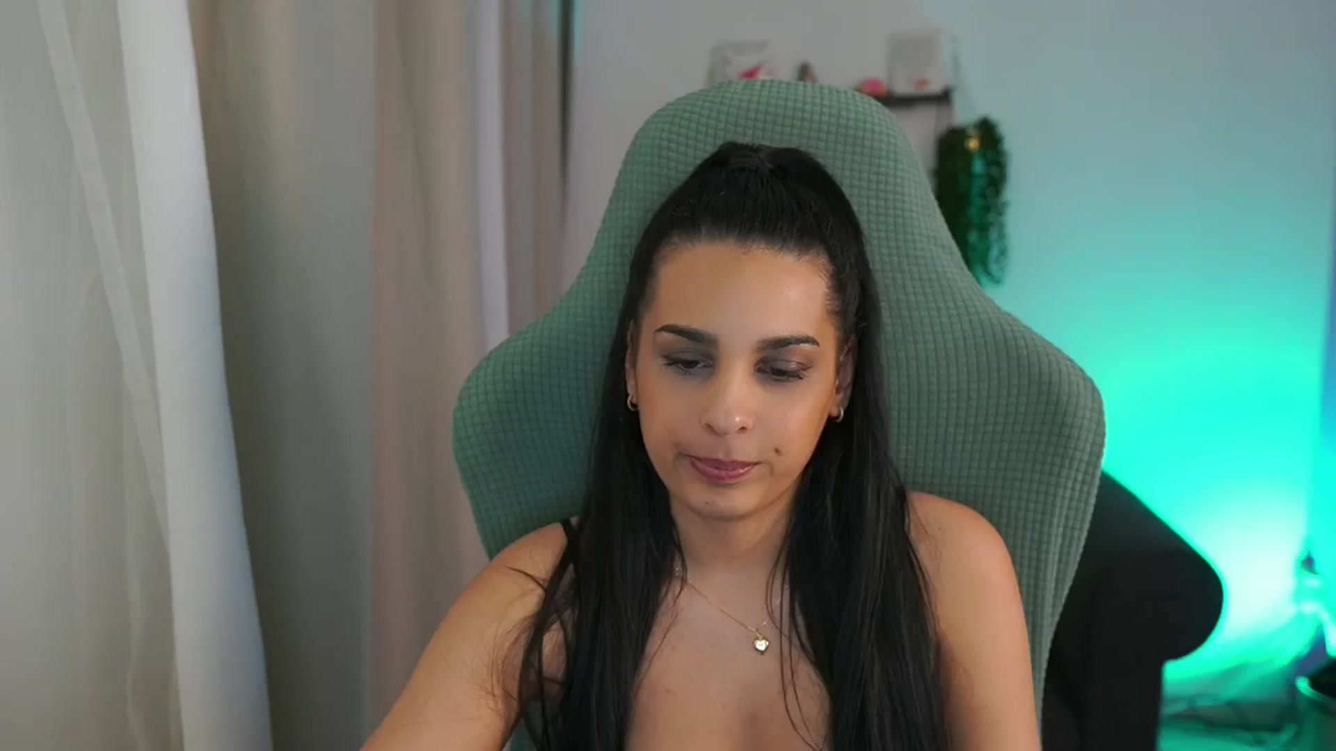 Gallery image thumbnail from Mila_denver's myfreecams stream on, 03/22/2025, 19:05 image 9 of 20