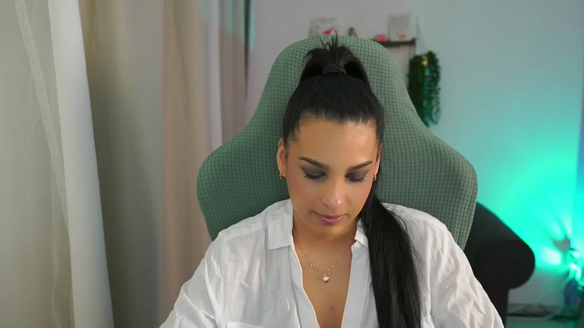 Gallery image thumbnail from Mila_denver's myfreecams stream on, 03/24/2025, 14:27 image 1 of 20