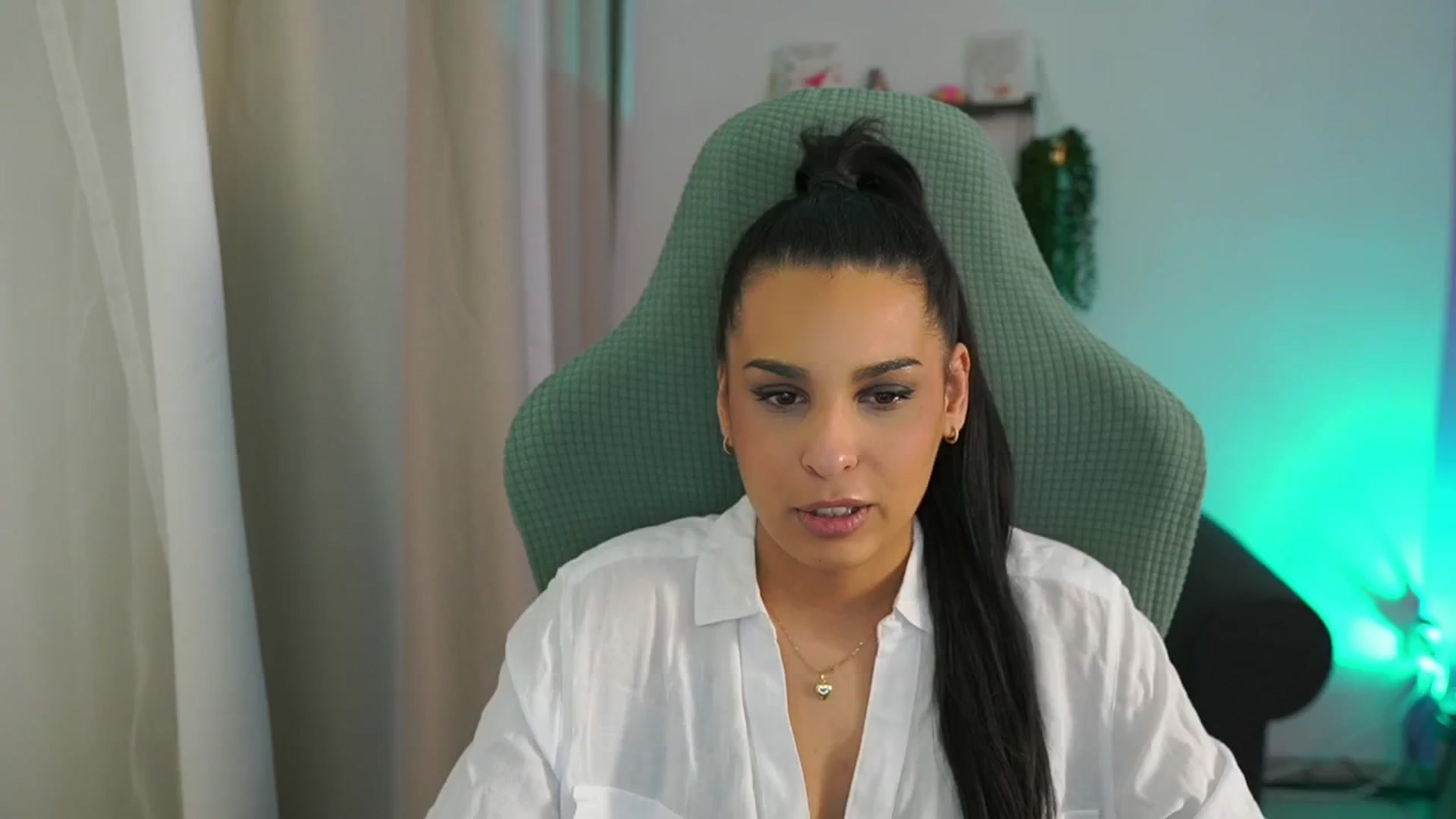 Gallery image thumbnail from Mila_denver's myfreecams stream on, 03/24/2025, 16:12 image 18 of 20