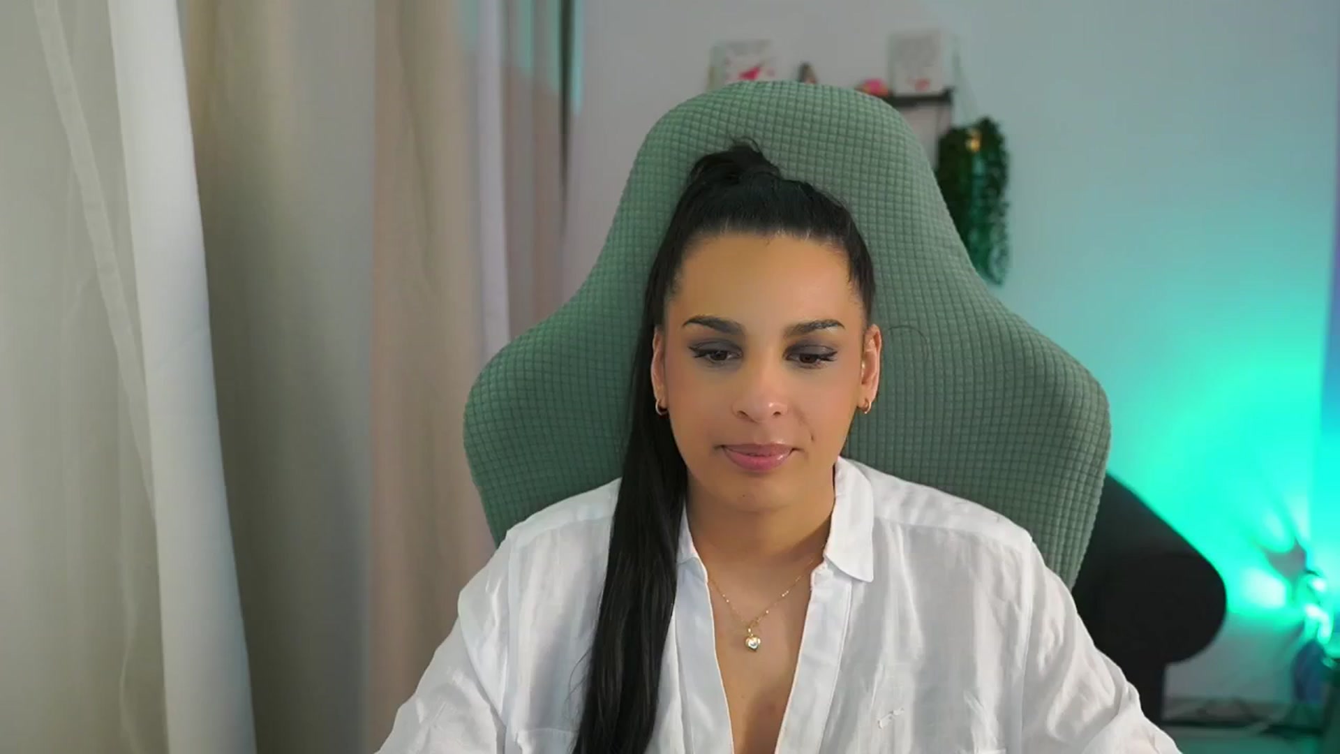 Gallery image thumbnail from Mila_denver's myfreecams stream on, 03/24/2025, 16:12 image 17 of 20