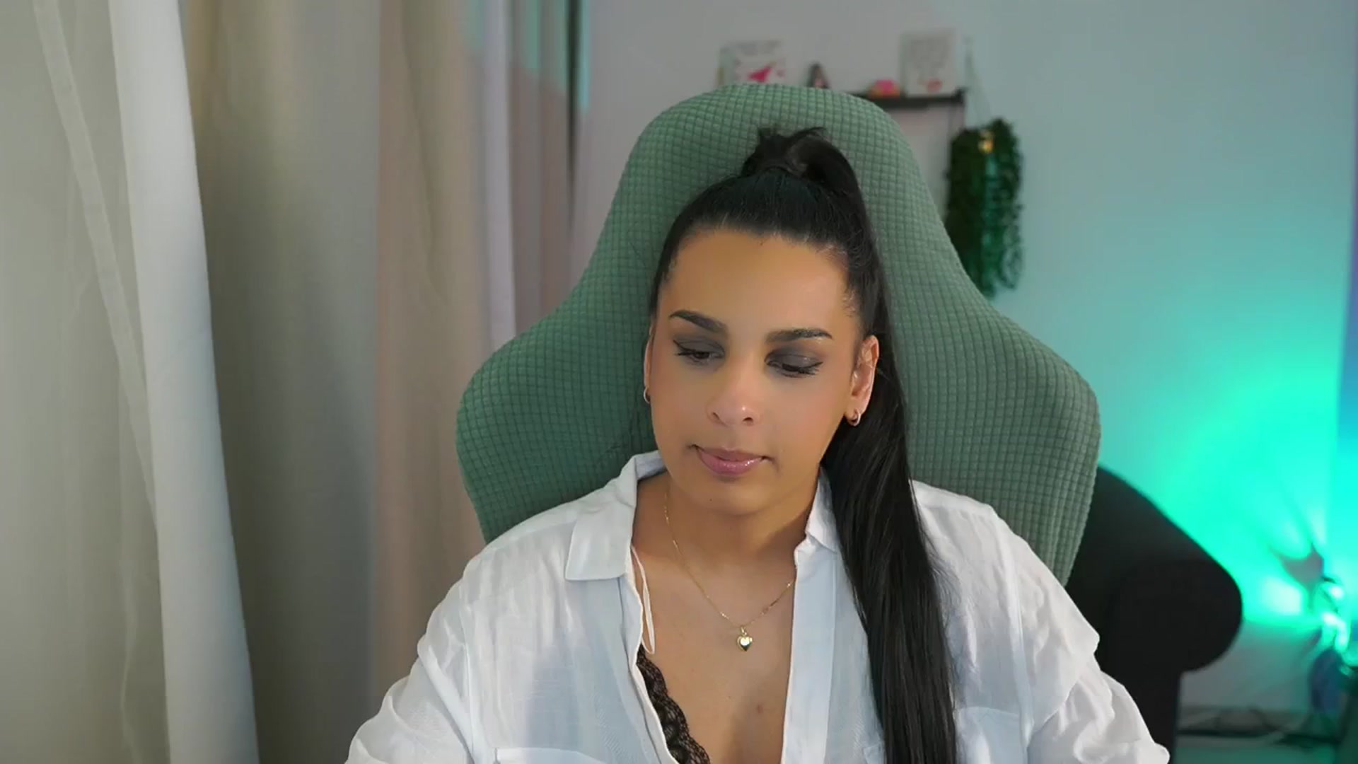 Gallery image thumbnail from Mila_denver's myfreecams stream on, 03/24/2025, 16:12 image 11 of 20