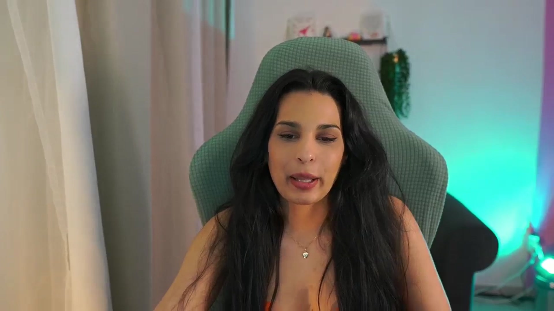 Gallery image thumbnail from Mila_denver's myfreecams stream on, 03/28/2025, 18:59 image 11 of 20