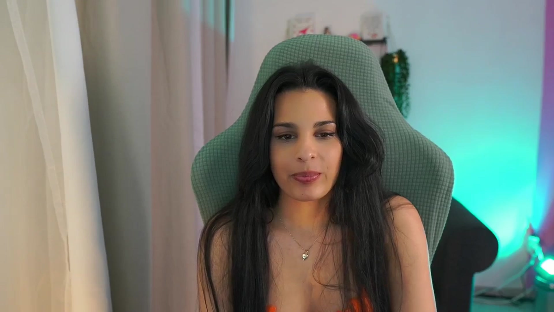 Gallery image thumbnail from Mila_denver's myfreecams stream on, 03/28/2025, 18:59 image 12 of 20