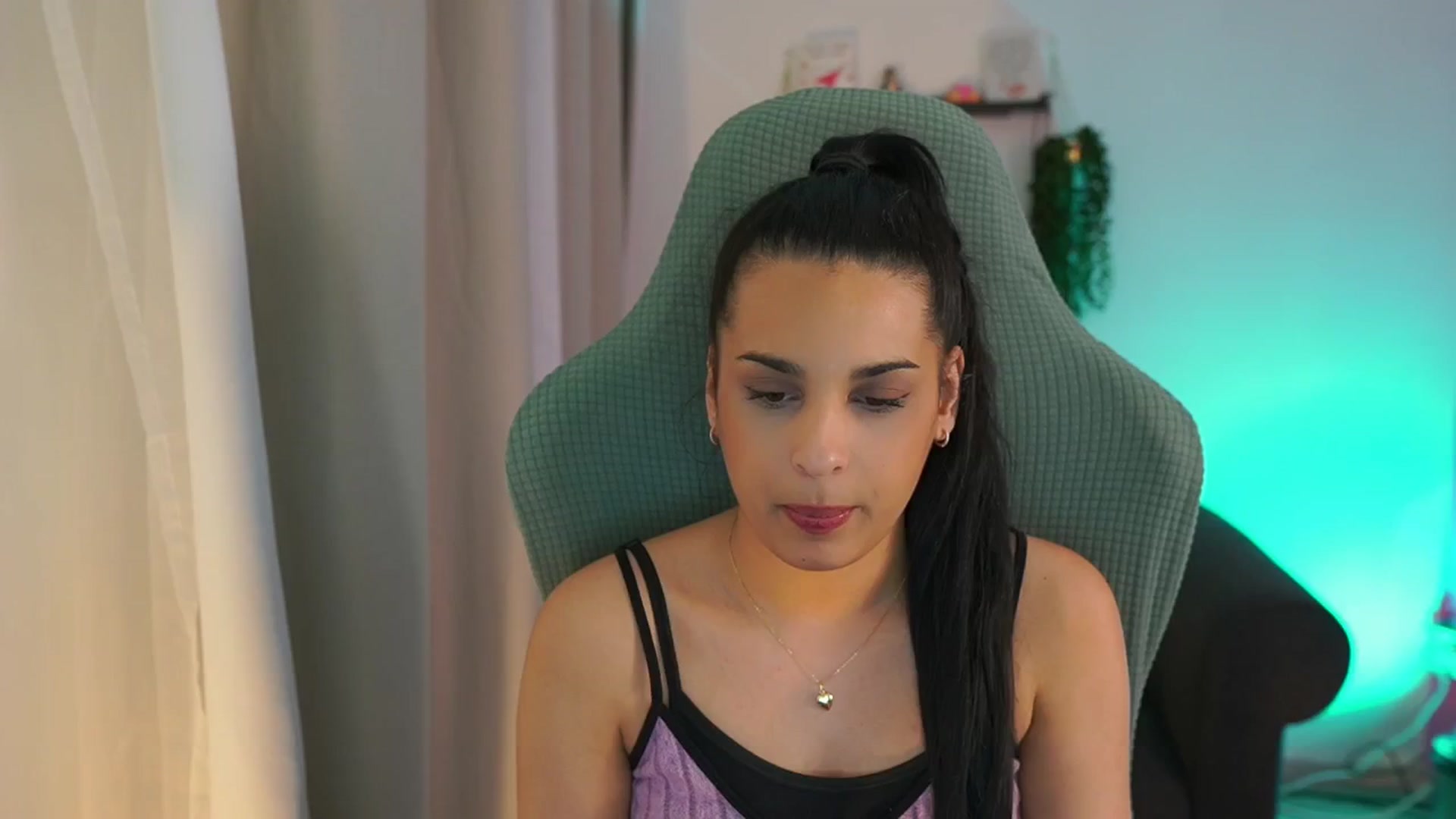 Gallery image thumbnail from Mila_denver's myfreecams stream on, 04/02/2025, 13:03 image 19 of 20