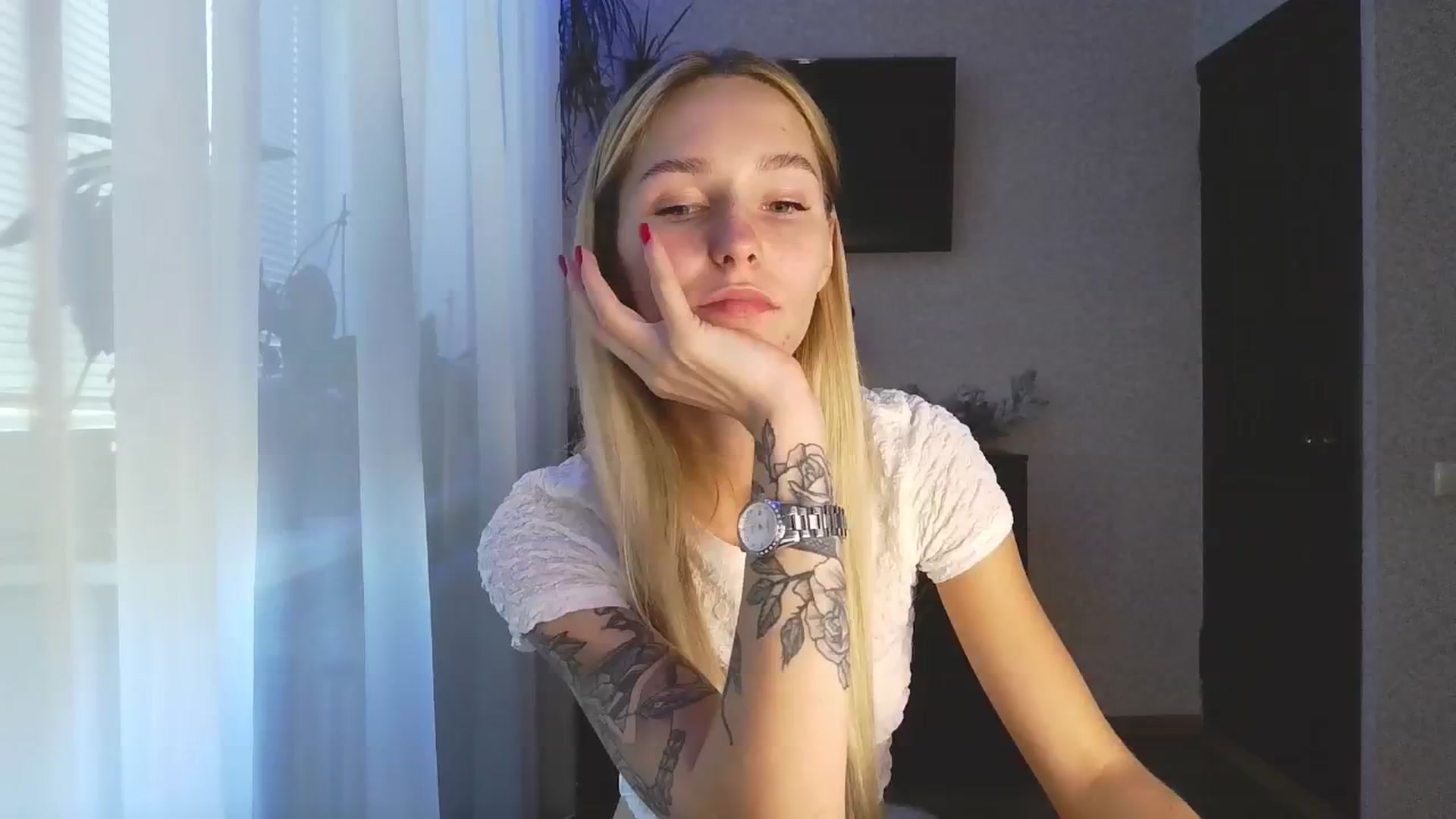 Gallery image thumbnail from Milaa's myfreecams stream on, 08/17/2024, 15:49 image 10 of 20