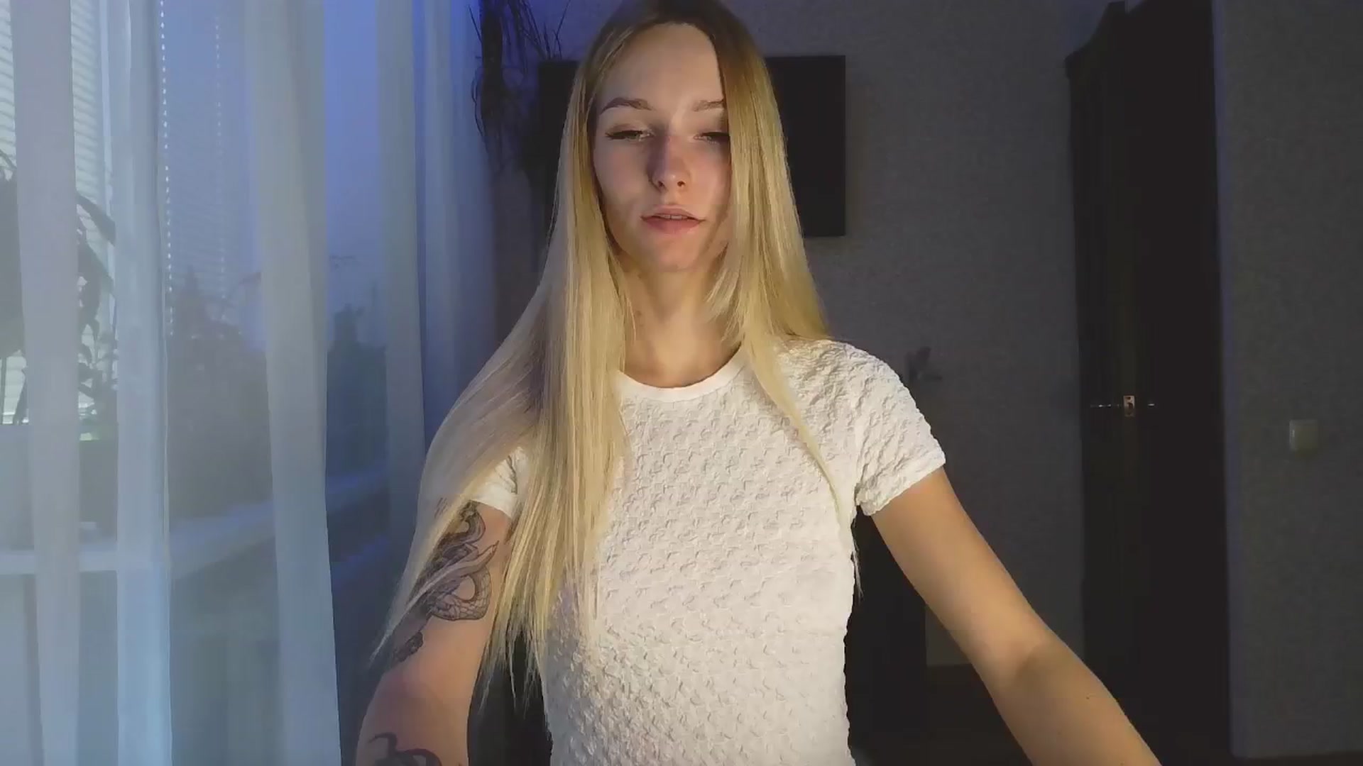 Gallery image thumbnail from Milaa's myfreecams stream on, 08/30/2024, 15:57 image 5 of 20