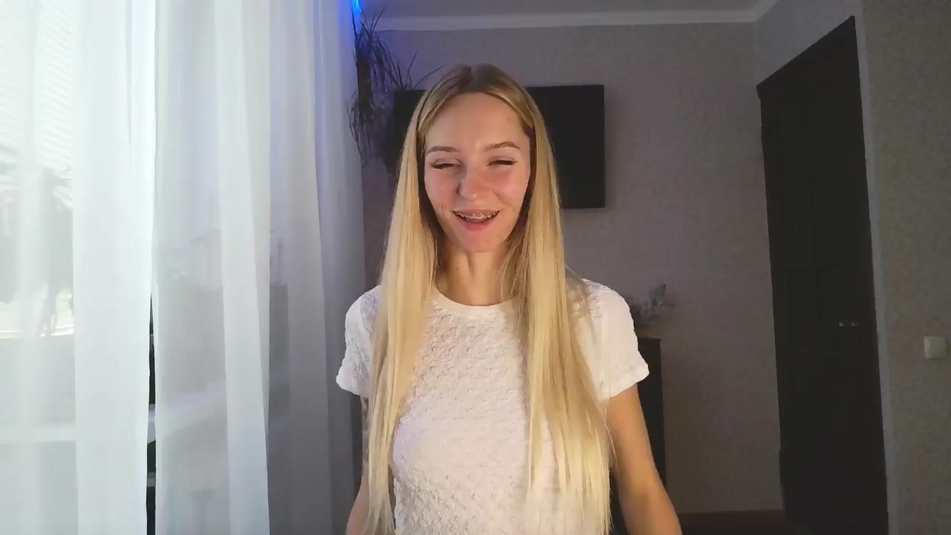 Gallery image thumbnail from Milaa's myfreecams stream on, 09/02/2024, 15:22 image 10 of 20