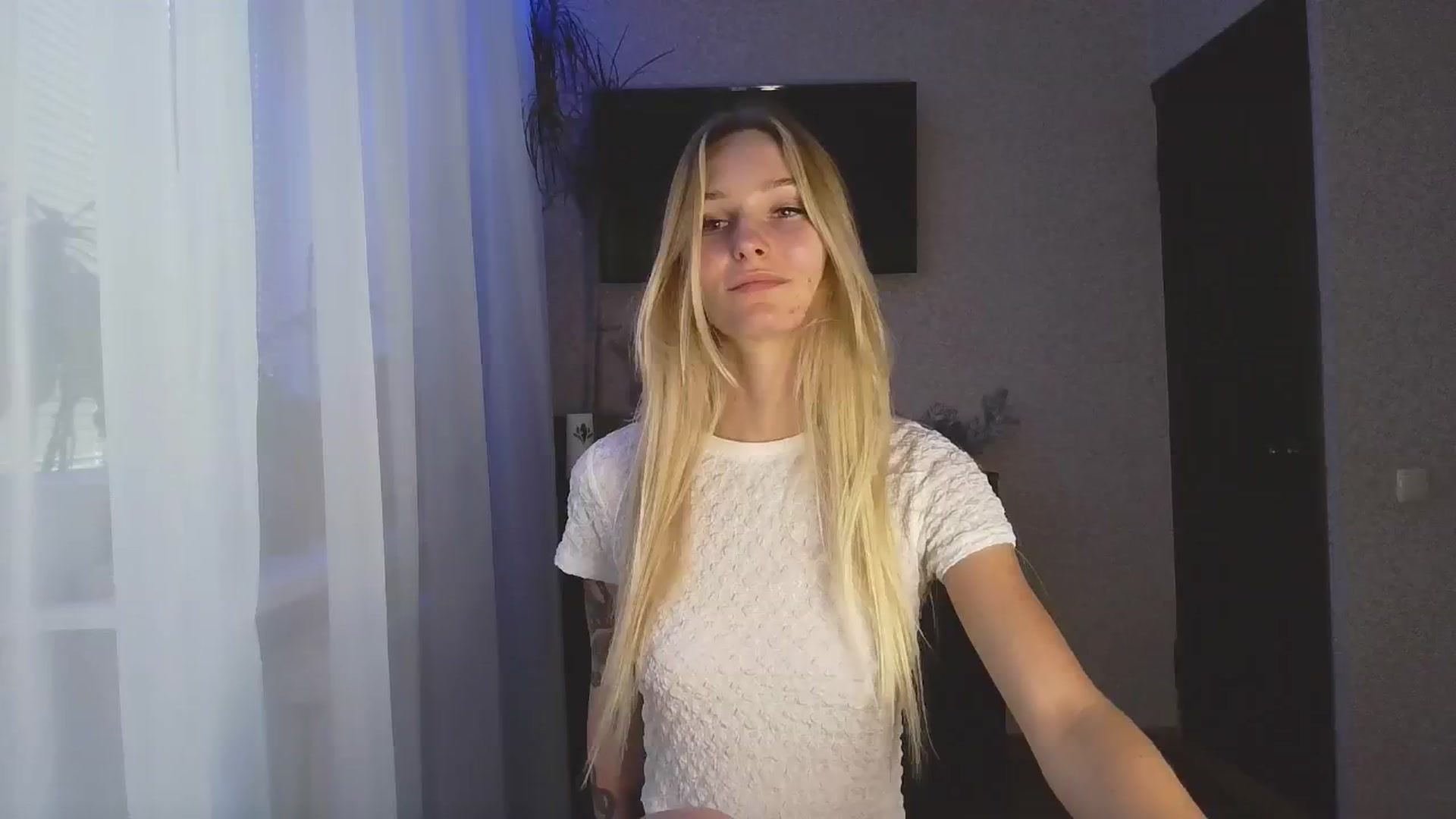 Gallery image thumbnail from Milaa's myfreecams stream on, 09/02/2024, 16:16 image 6 of 20