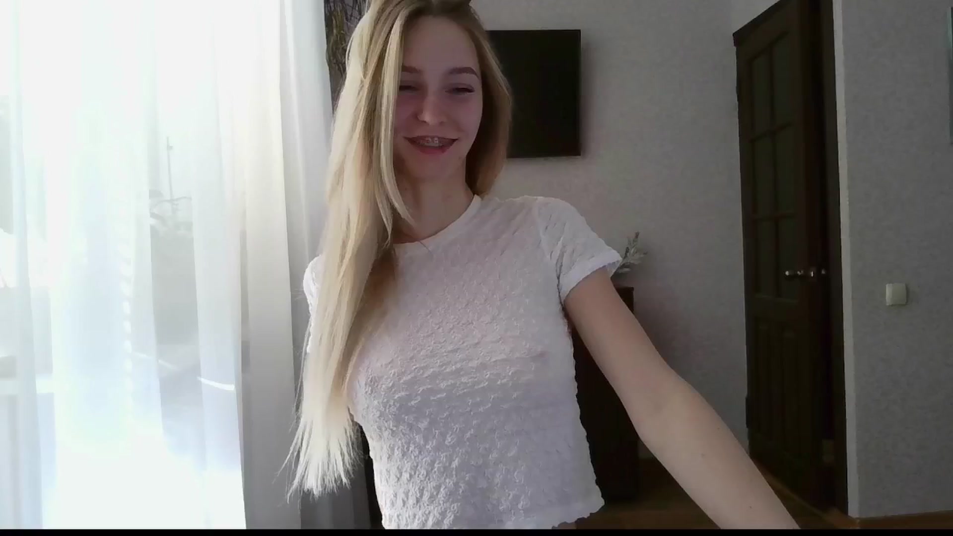 Gallery image thumbnail from Milaa's myfreecams stream on, 09/20/2024, 07:10 image 16 of 20