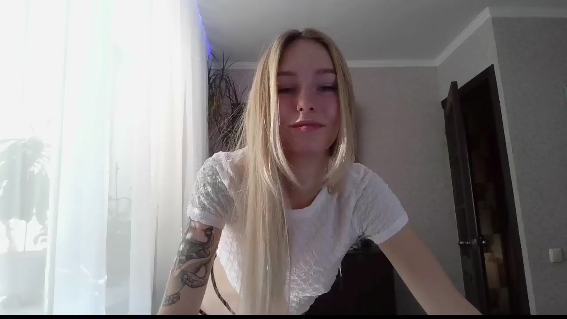 Gallery image thumbnail from Milaa's myfreecams stream on, 09/20/2024, 07:10 image 7 of 20